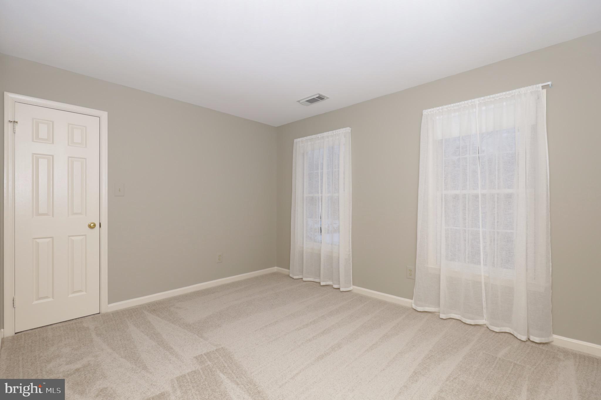 CROSSPOINTE - Residential