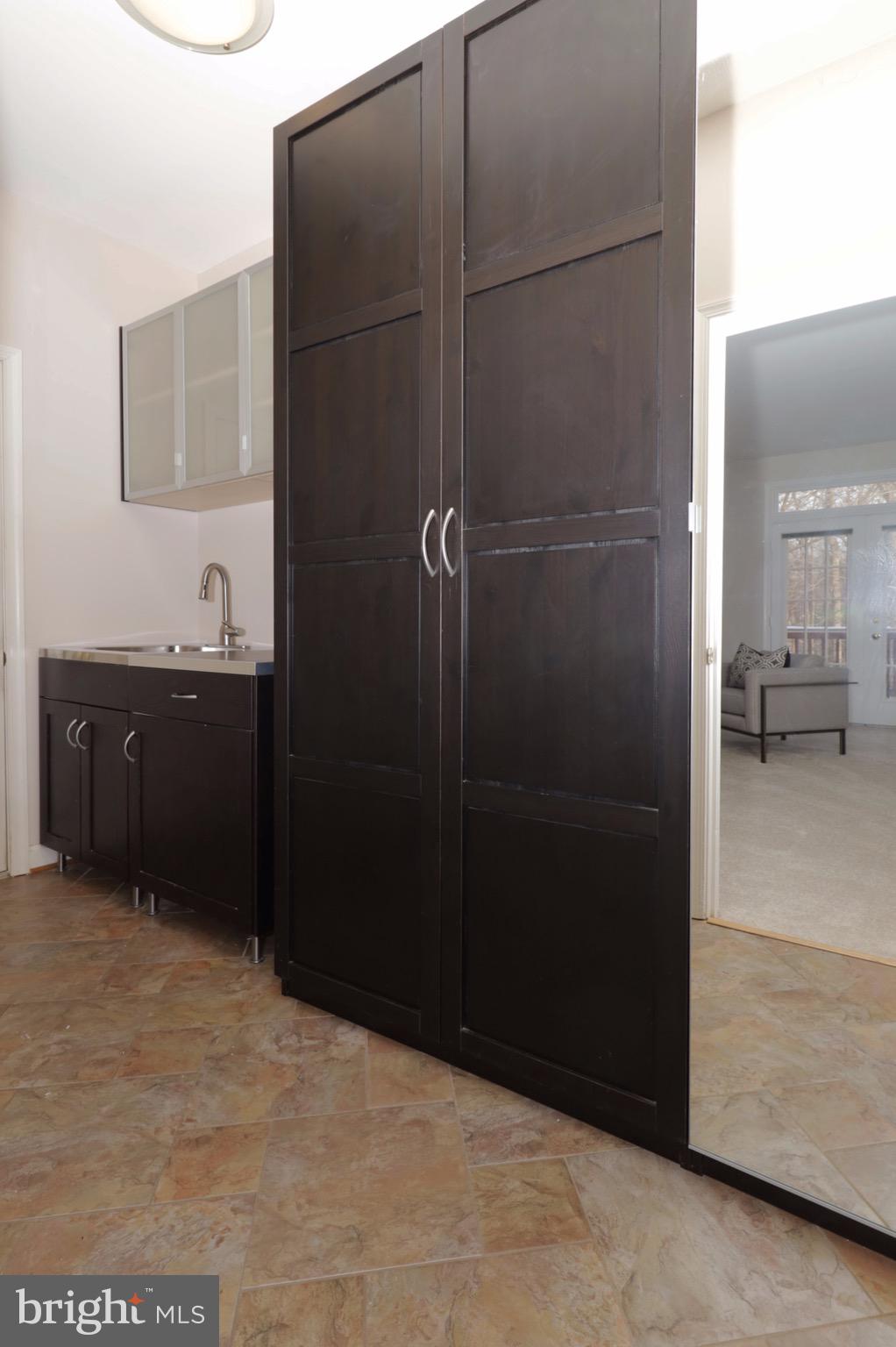 CROSSPOINTE - Residential