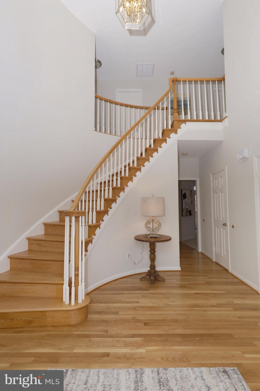 CROSSPOINTE - Residential