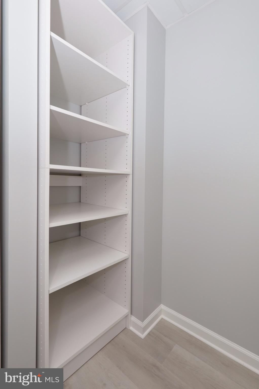 CROSSPOINTE - Residential