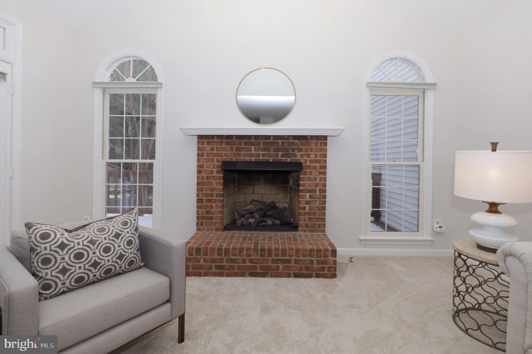 CROSSPOINTE - Residential