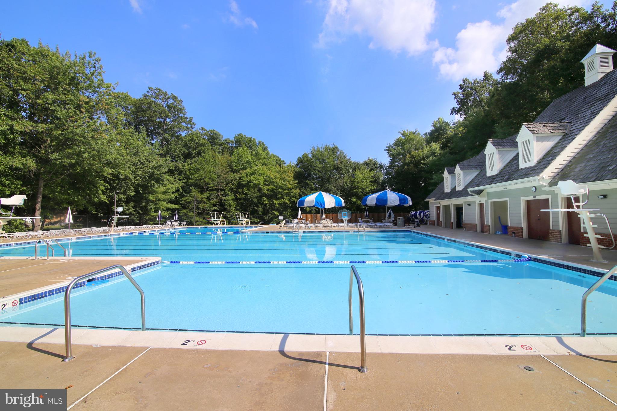 CROSSPOINTE - Residential