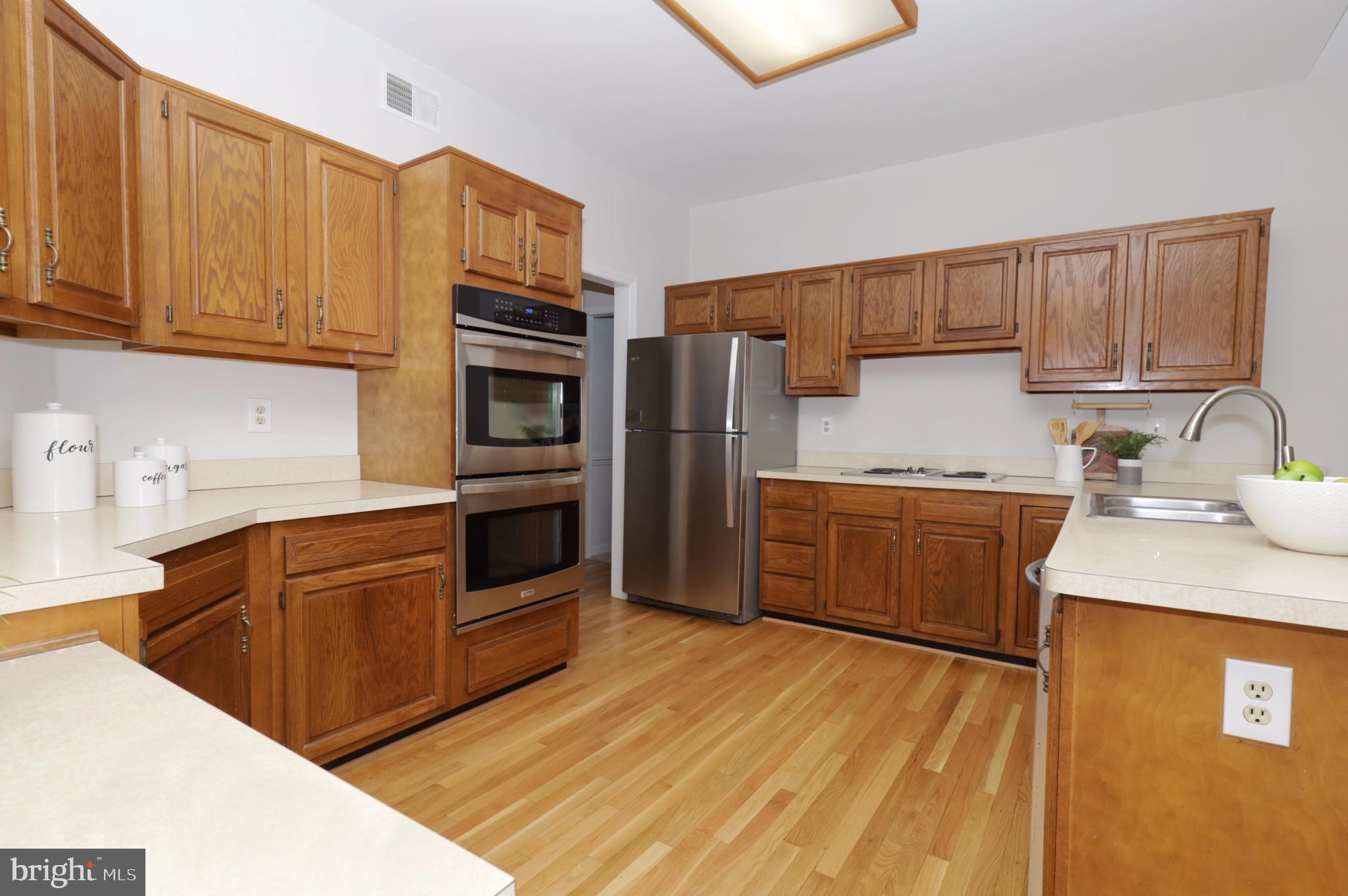 CROSSPOINTE - Residential