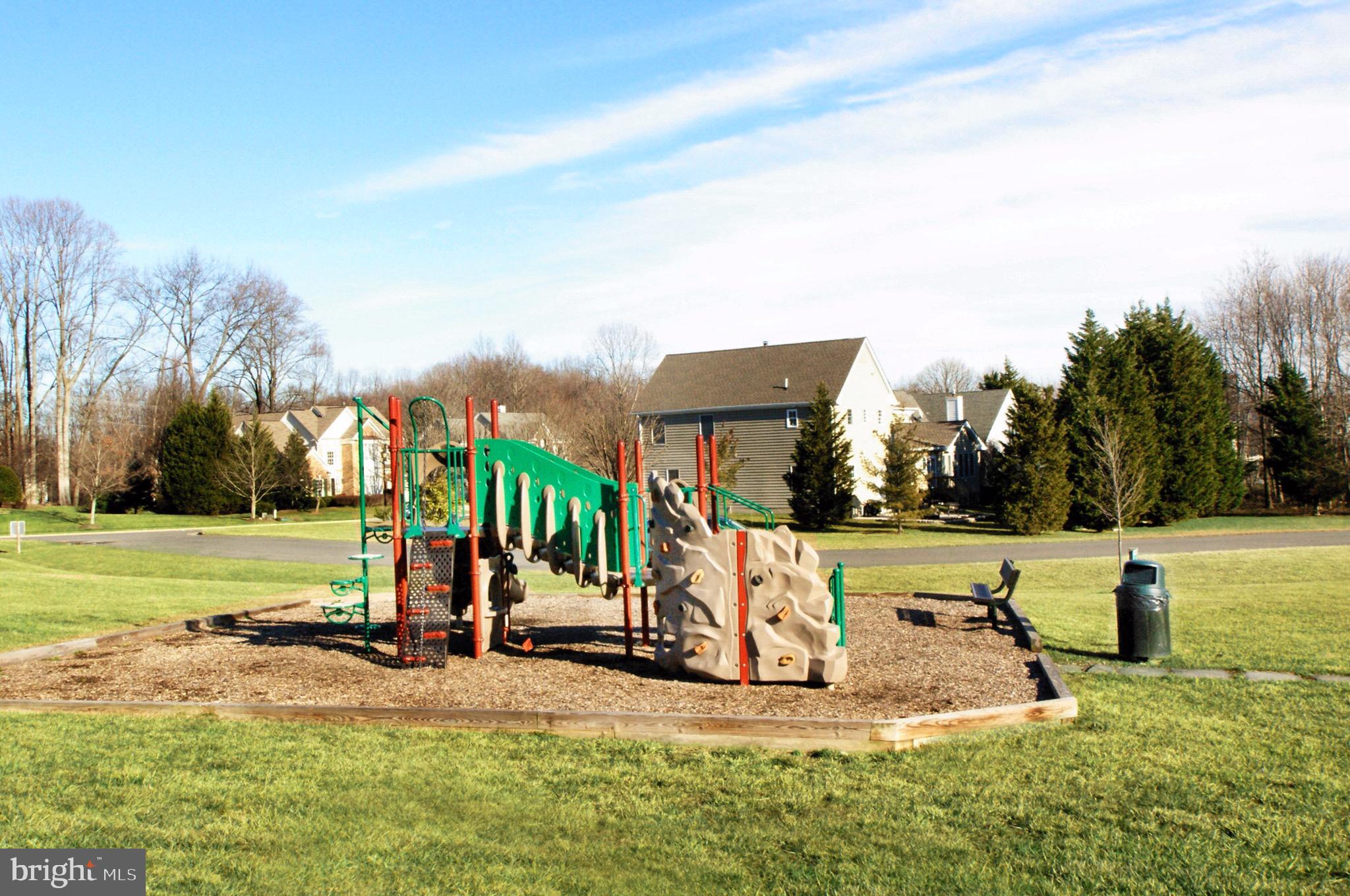 CROSSPOINTE - Residential