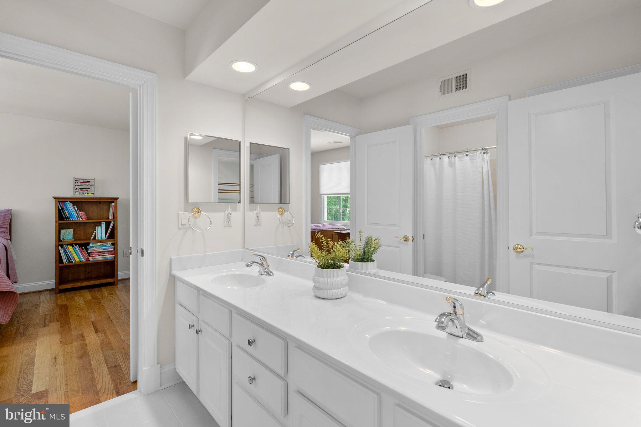 ASHTON PRESERVE - Residential