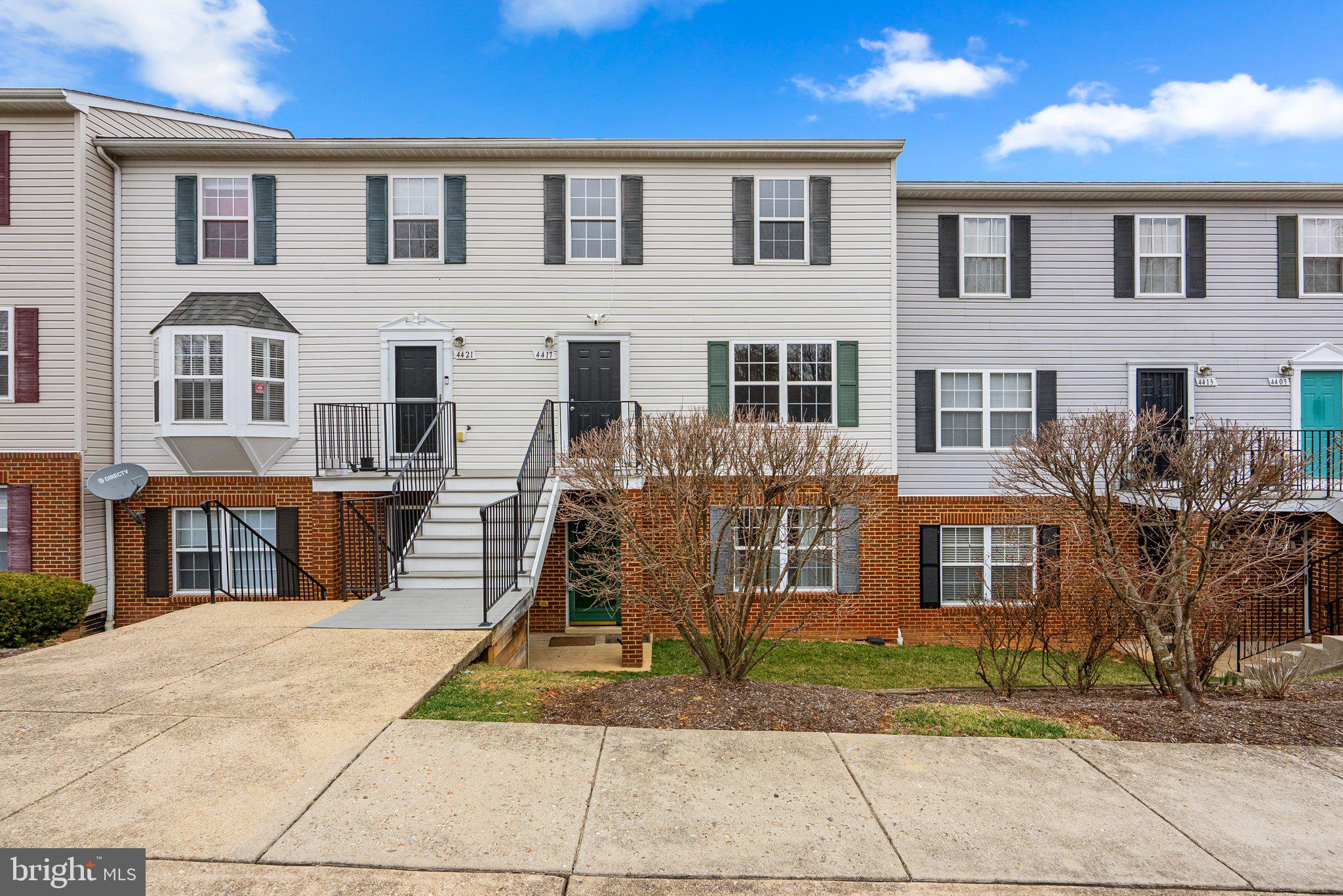 4419 BLUE HERON WAY