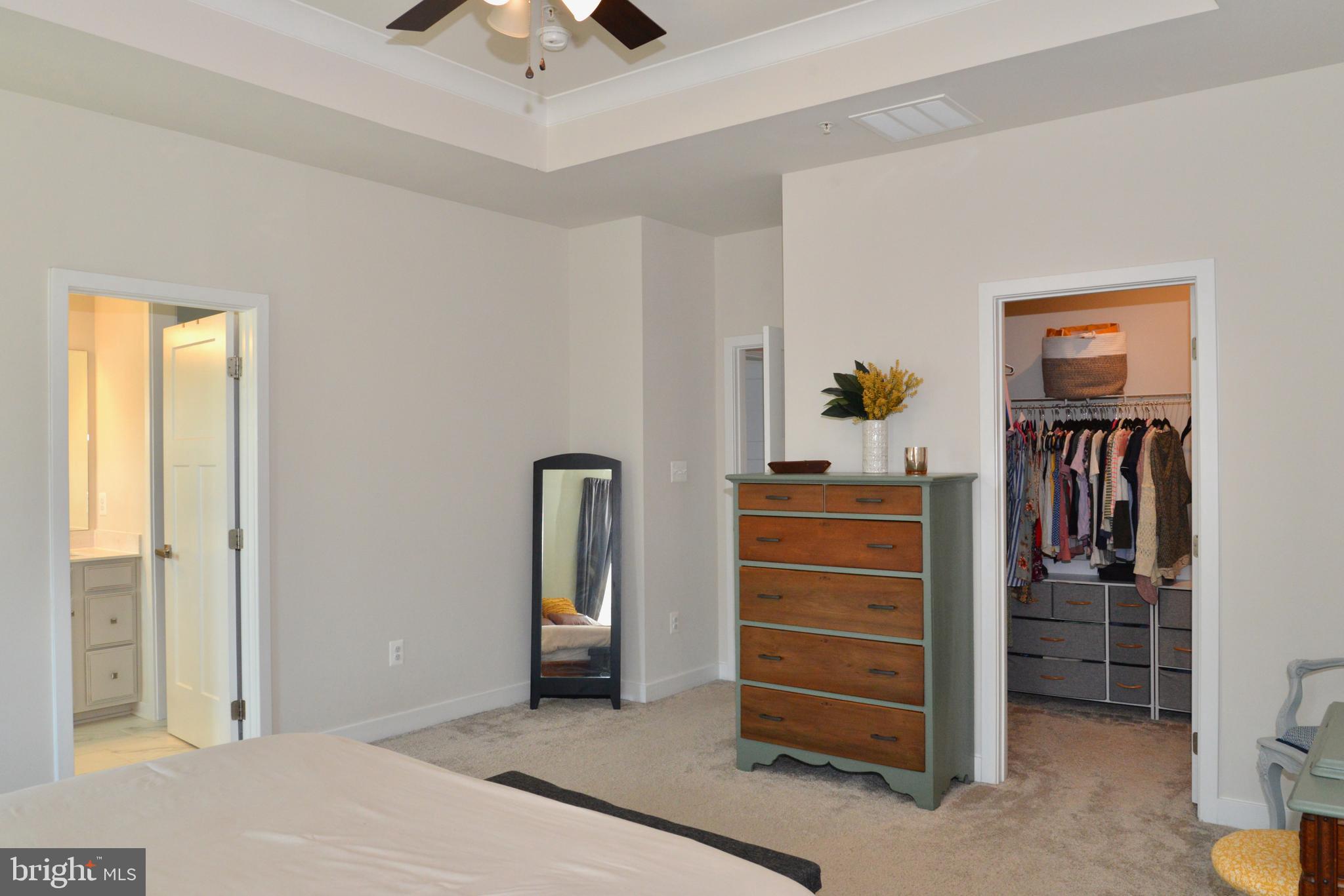 LAKE LINGANORE TOWN CENTER - Residential
