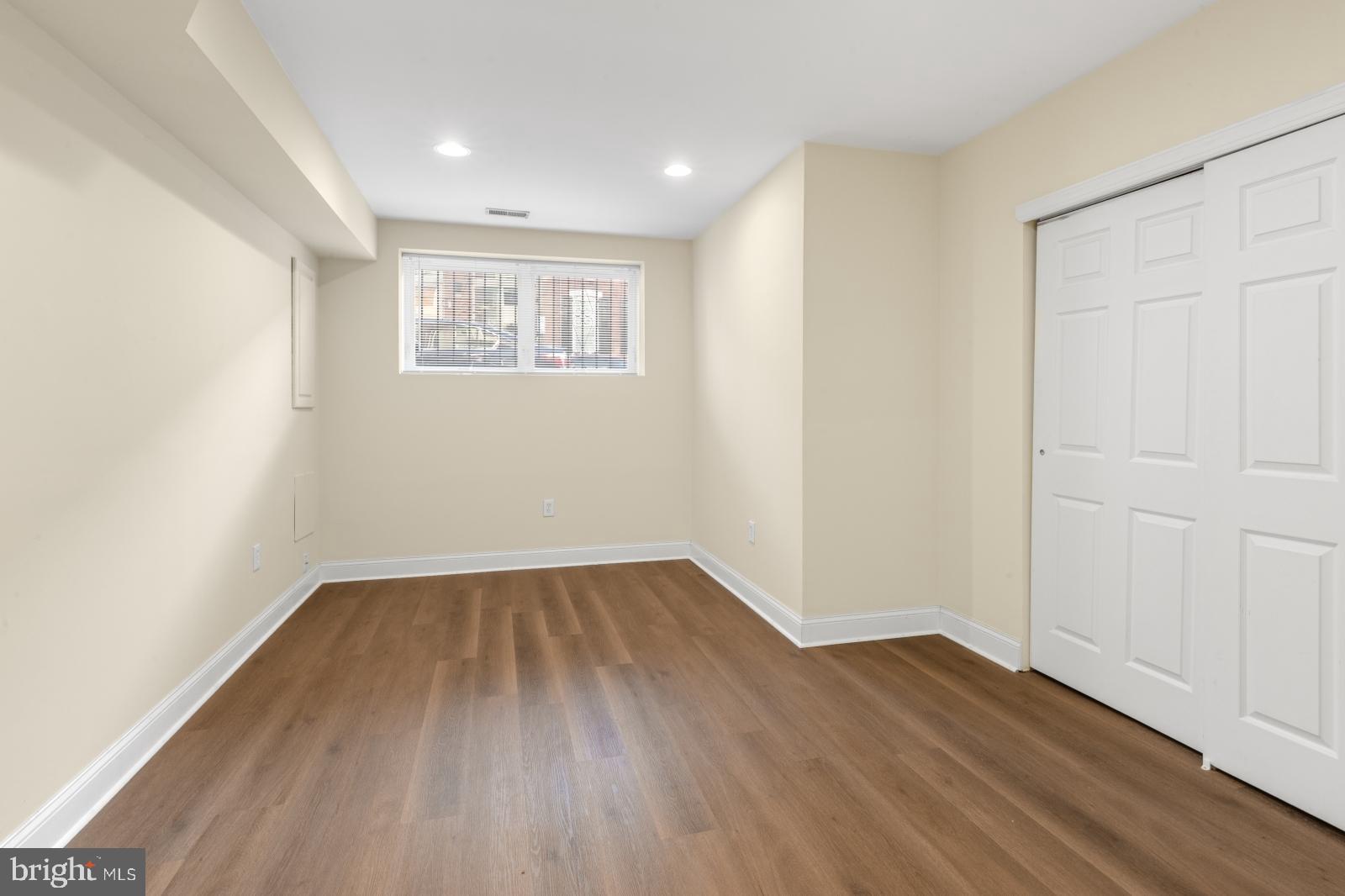 GRADUATE HOSPITAL - Residential Lease