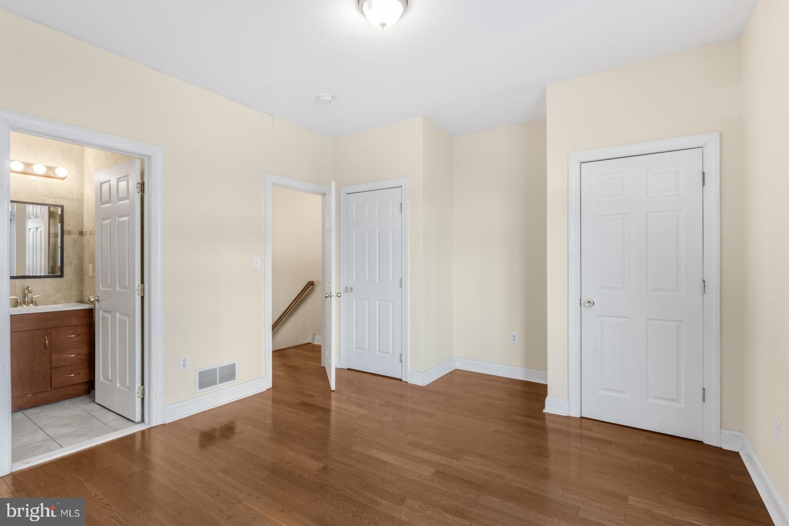 GRADUATE HOSPITAL - Residential Lease