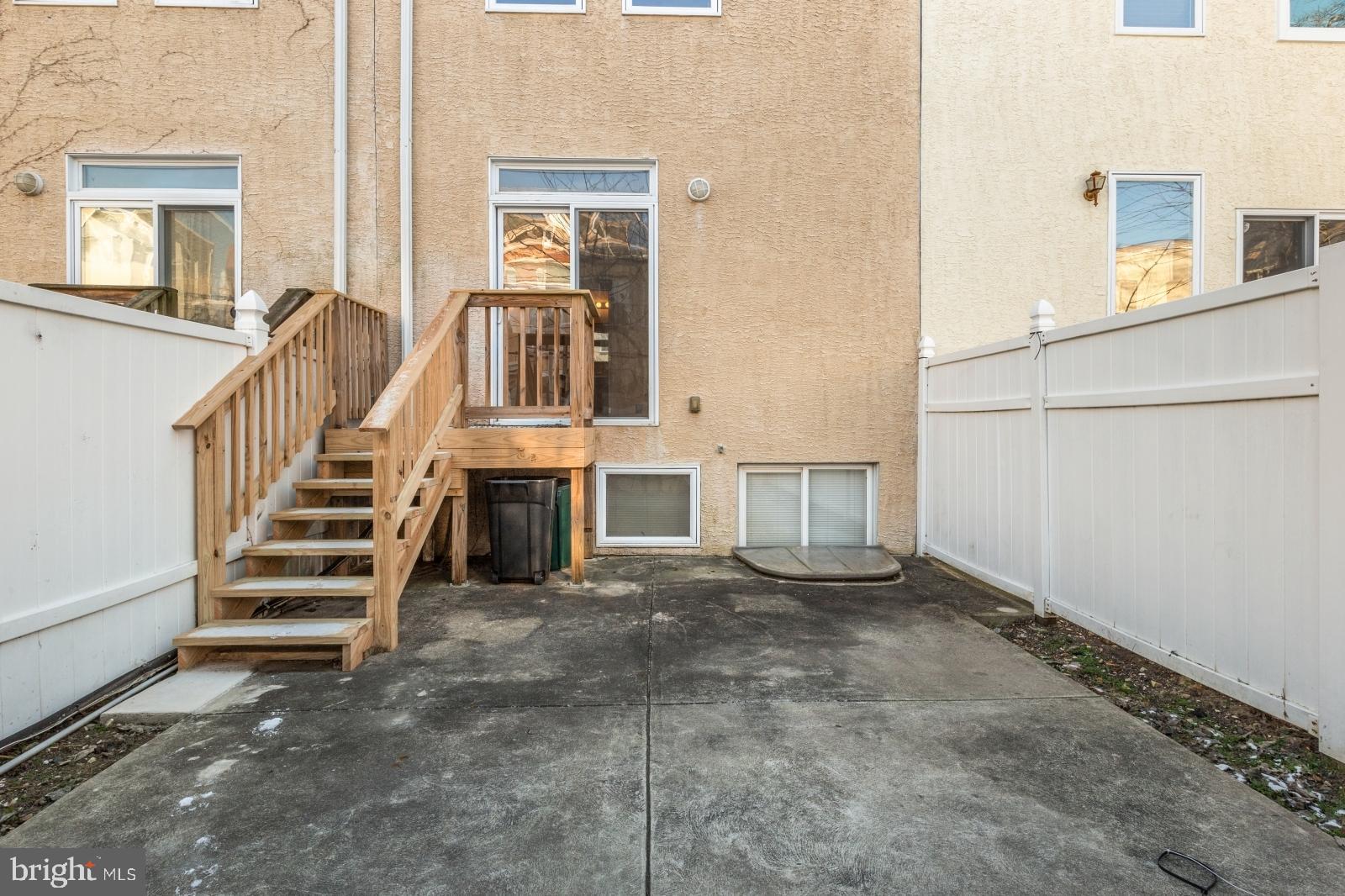 GRADUATE HOSPITAL - Residential Lease