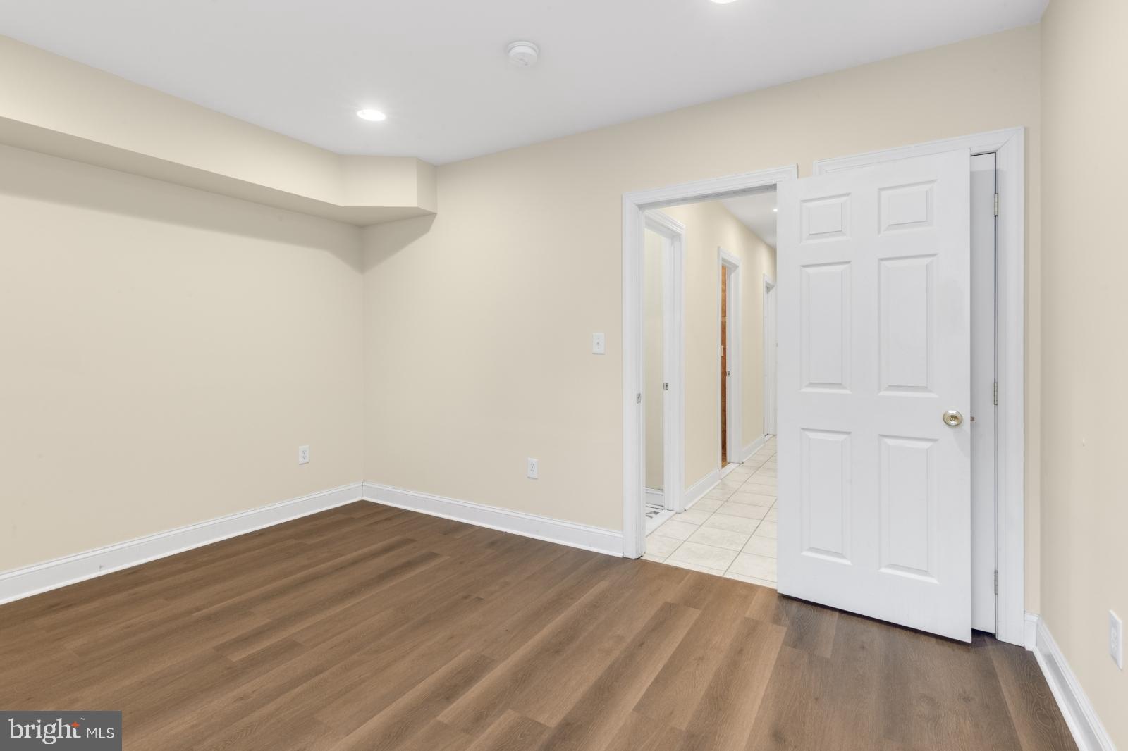 GRADUATE HOSPITAL - Residential Lease