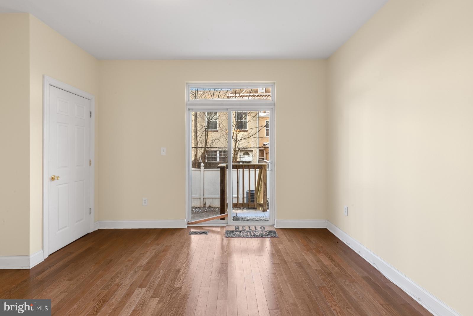 GRADUATE HOSPITAL - Residential Lease