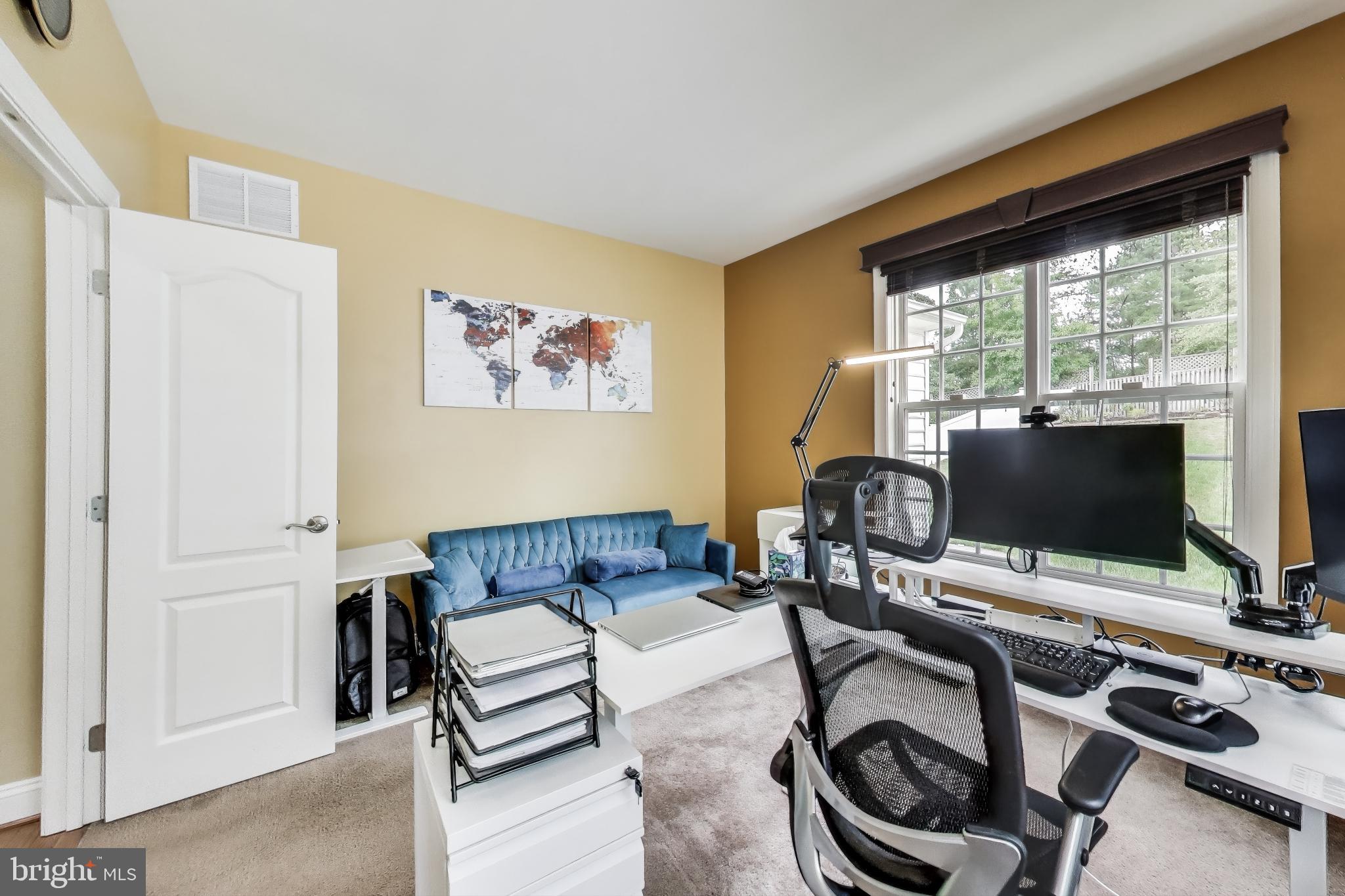 TURNBURY RUN AT ZEBRON - Residential