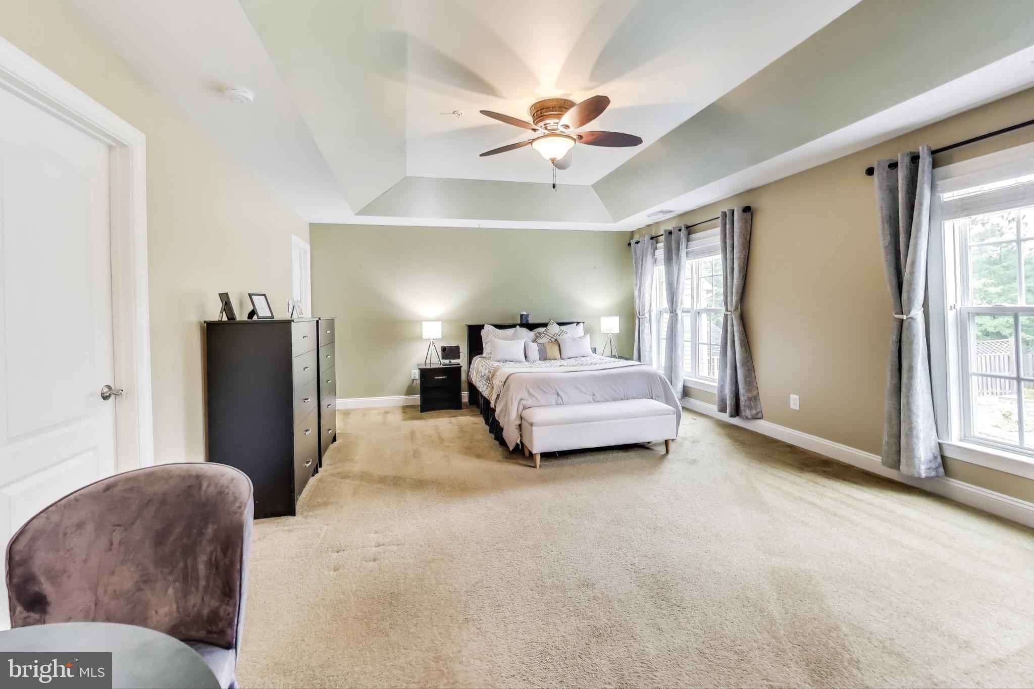 TURNBURY RUN AT ZEBRON - Residential