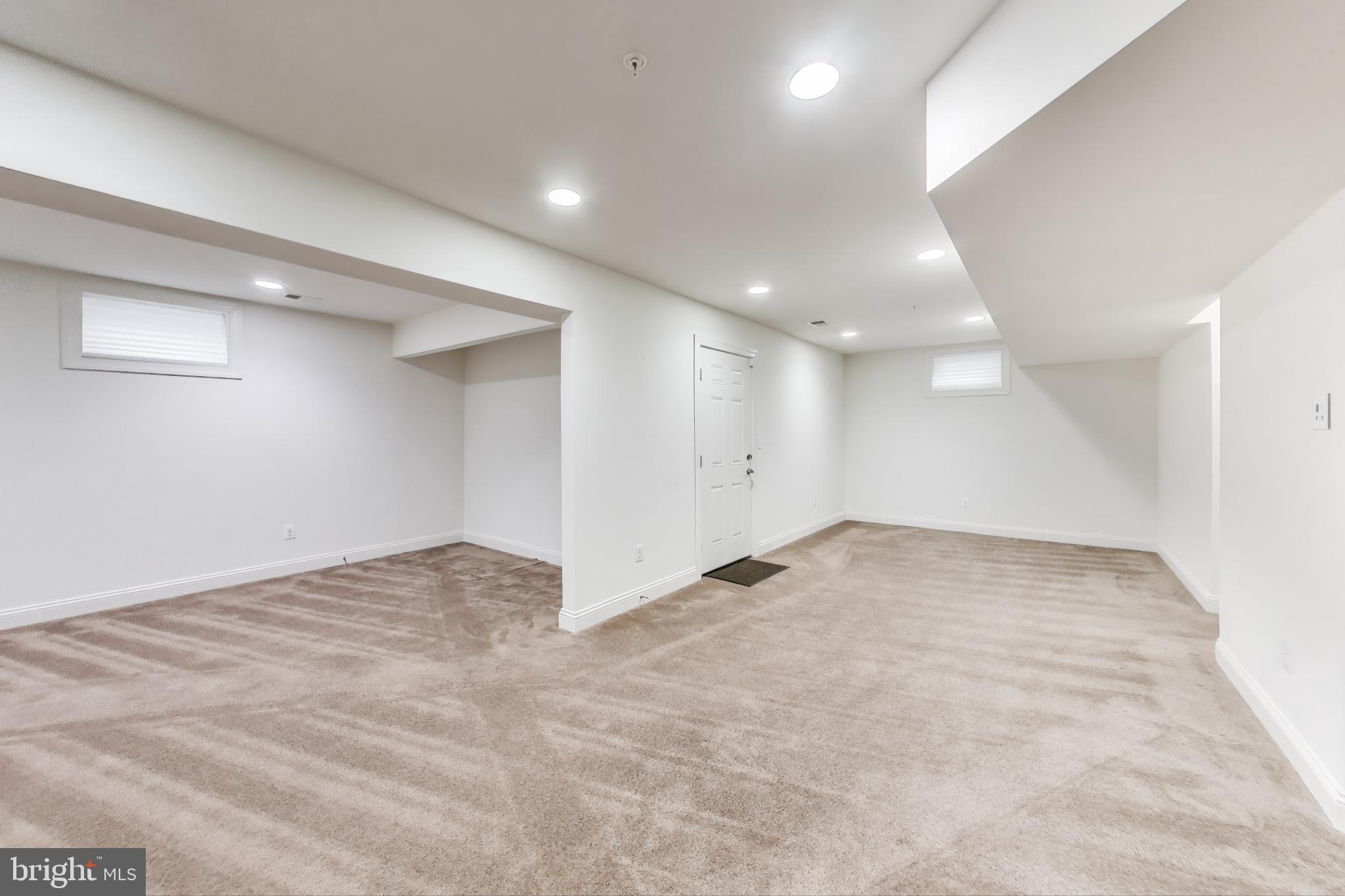 TURNBURY RUN AT ZEBRON - Residential