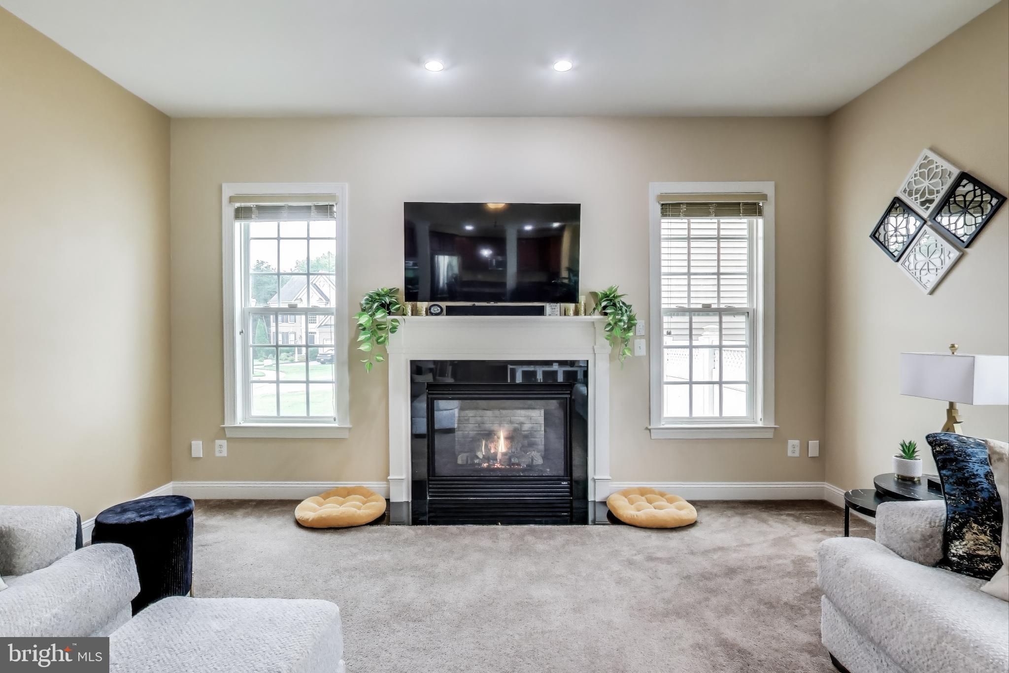 TURNBURY RUN AT ZEBRON - Residential