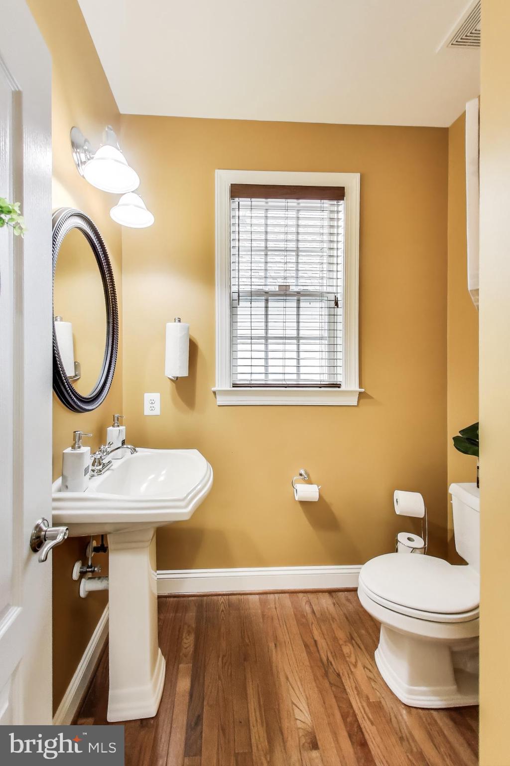 TURNBURY RUN AT ZEBRON - Residential