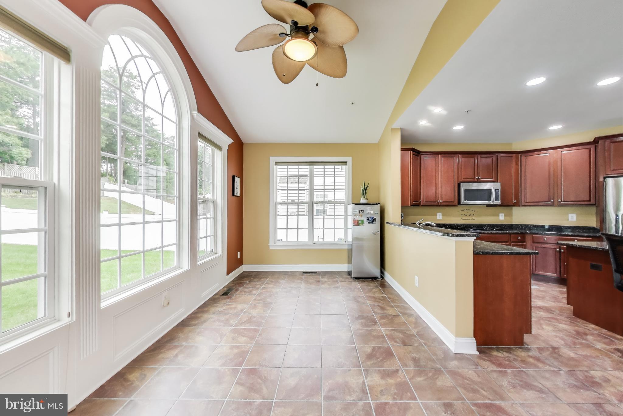 TURNBURY RUN AT ZEBRON - Residential