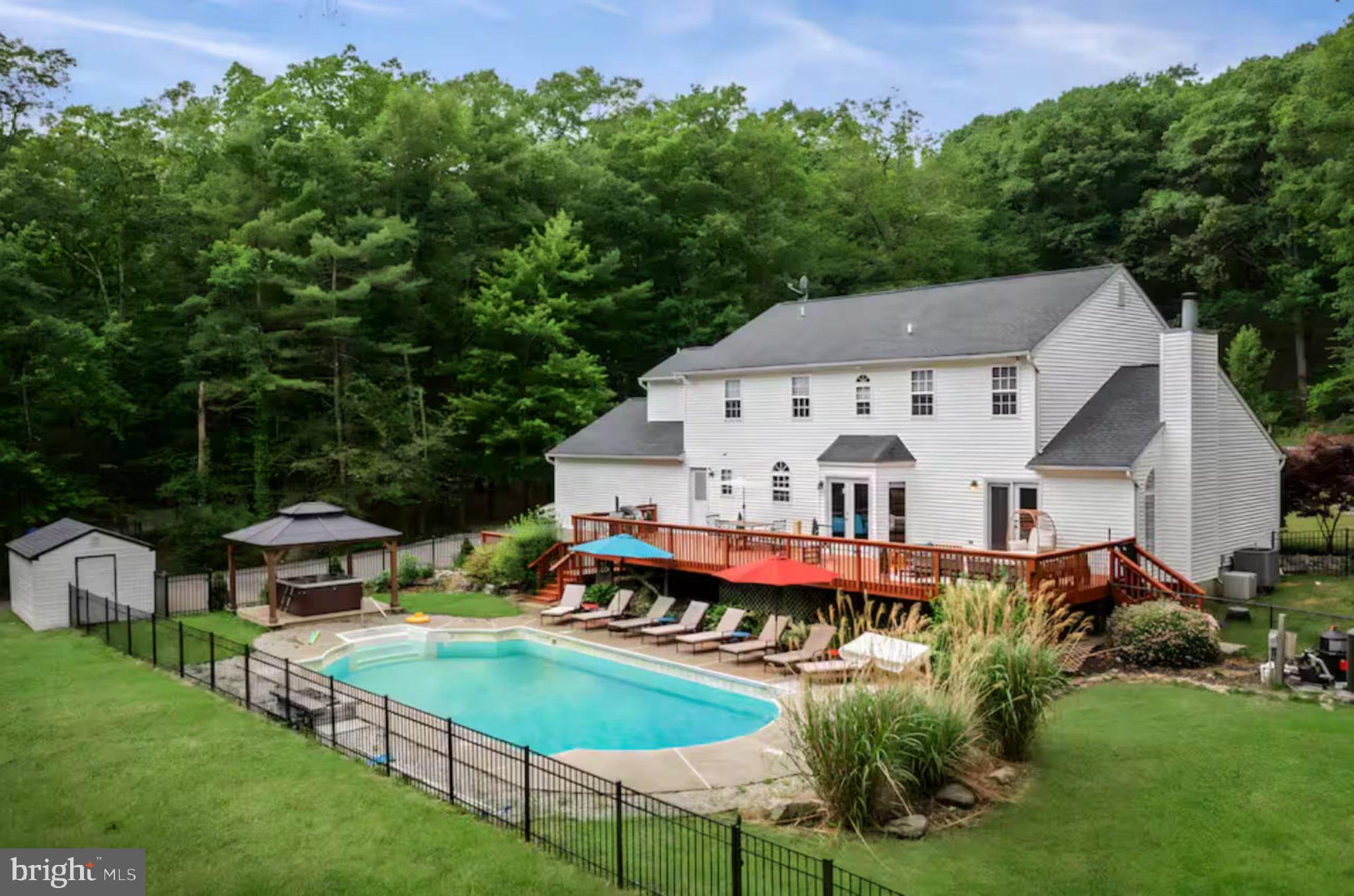 2578 MOUNTAIN ROAD