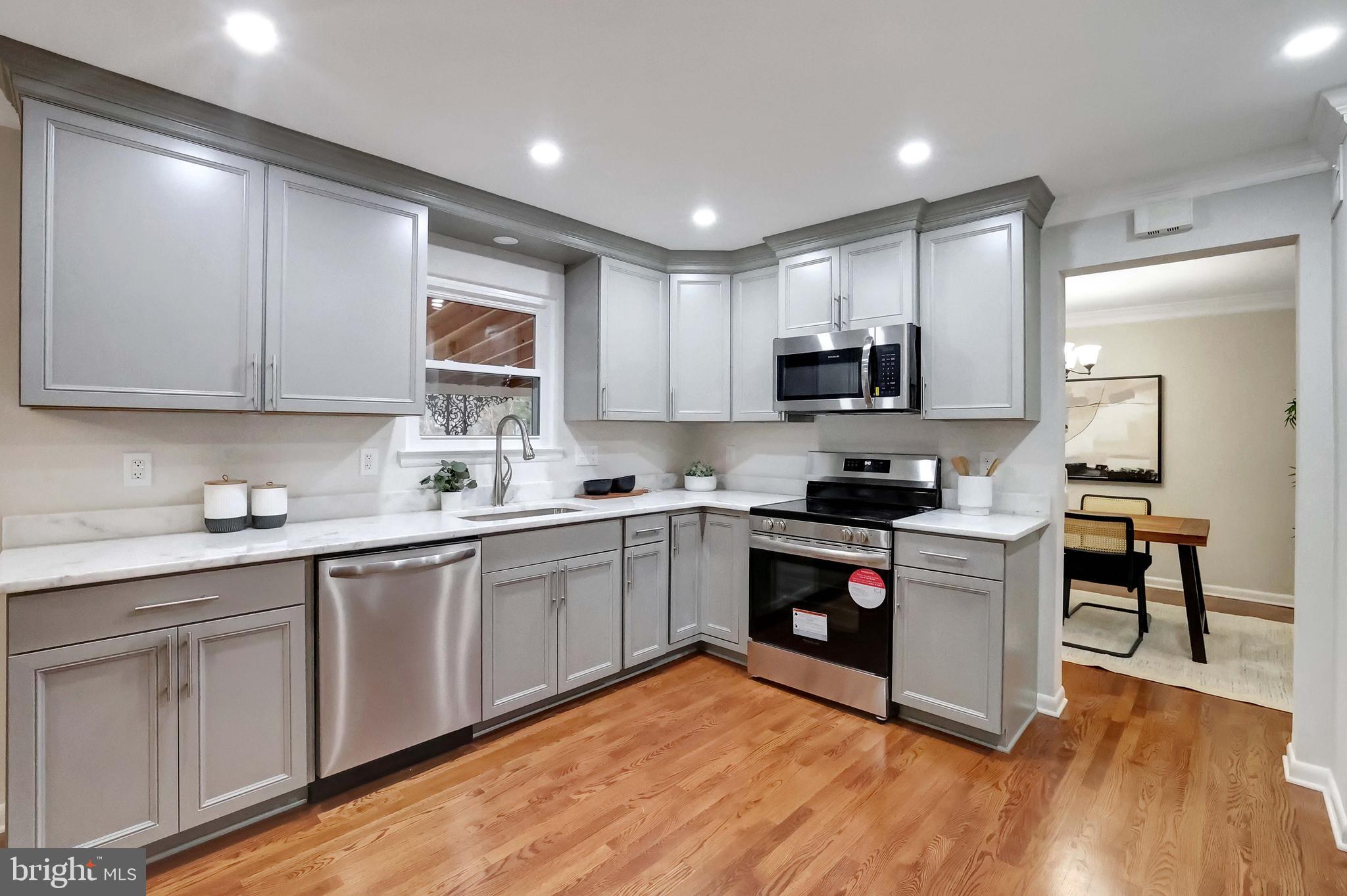 SILVER SPRING - Residential