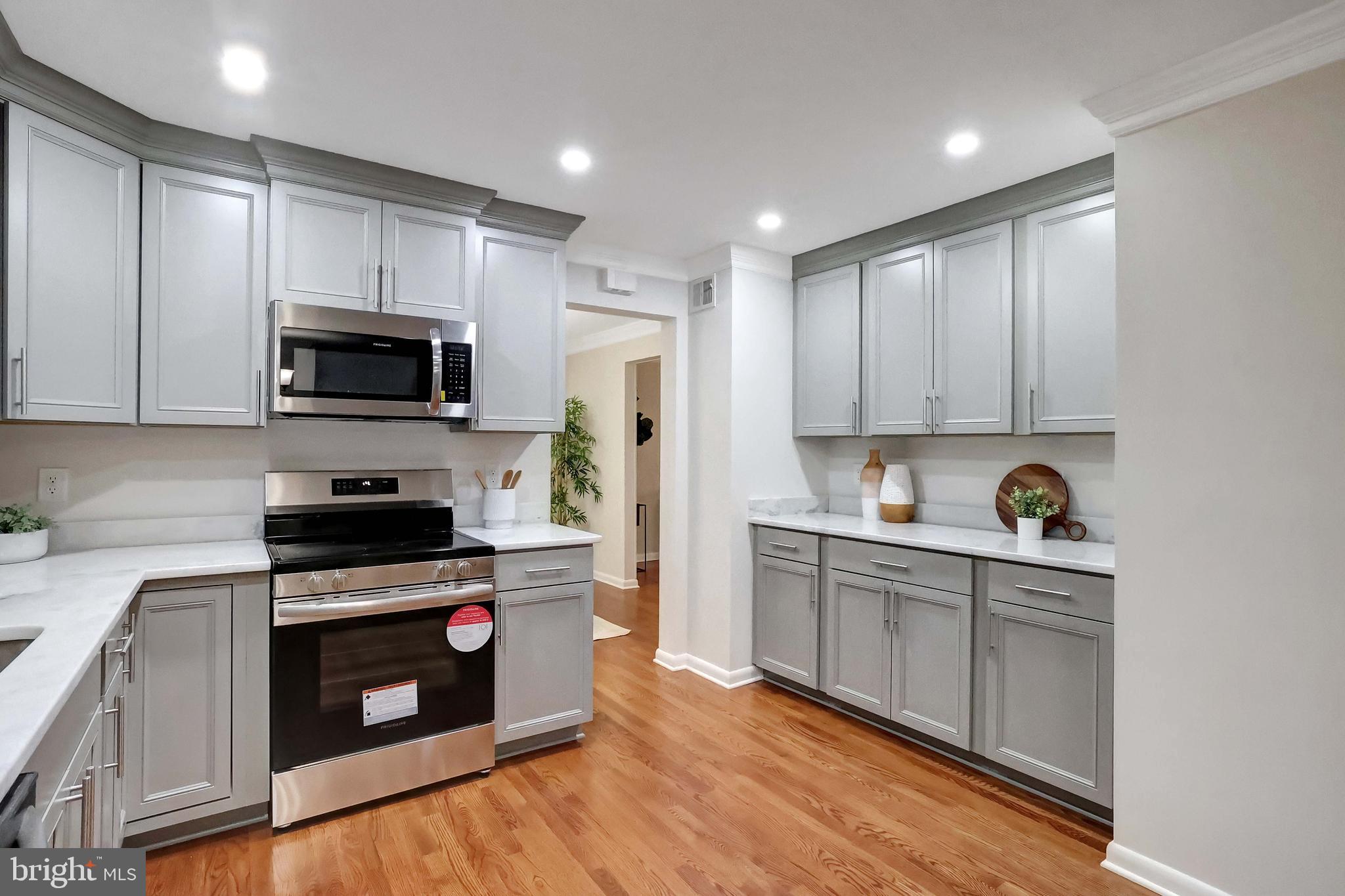 SILVER SPRING - Residential