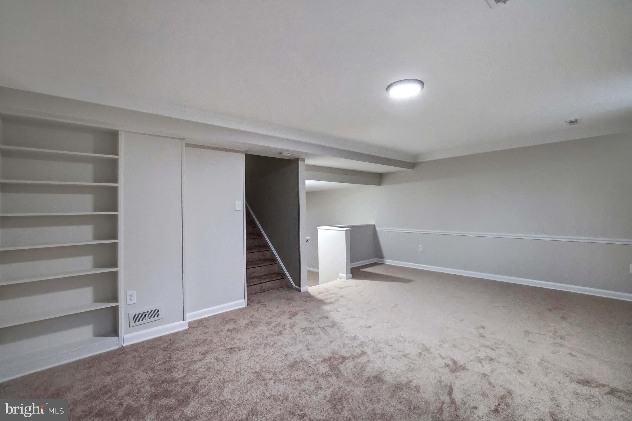 SILVER SPRING - Residential