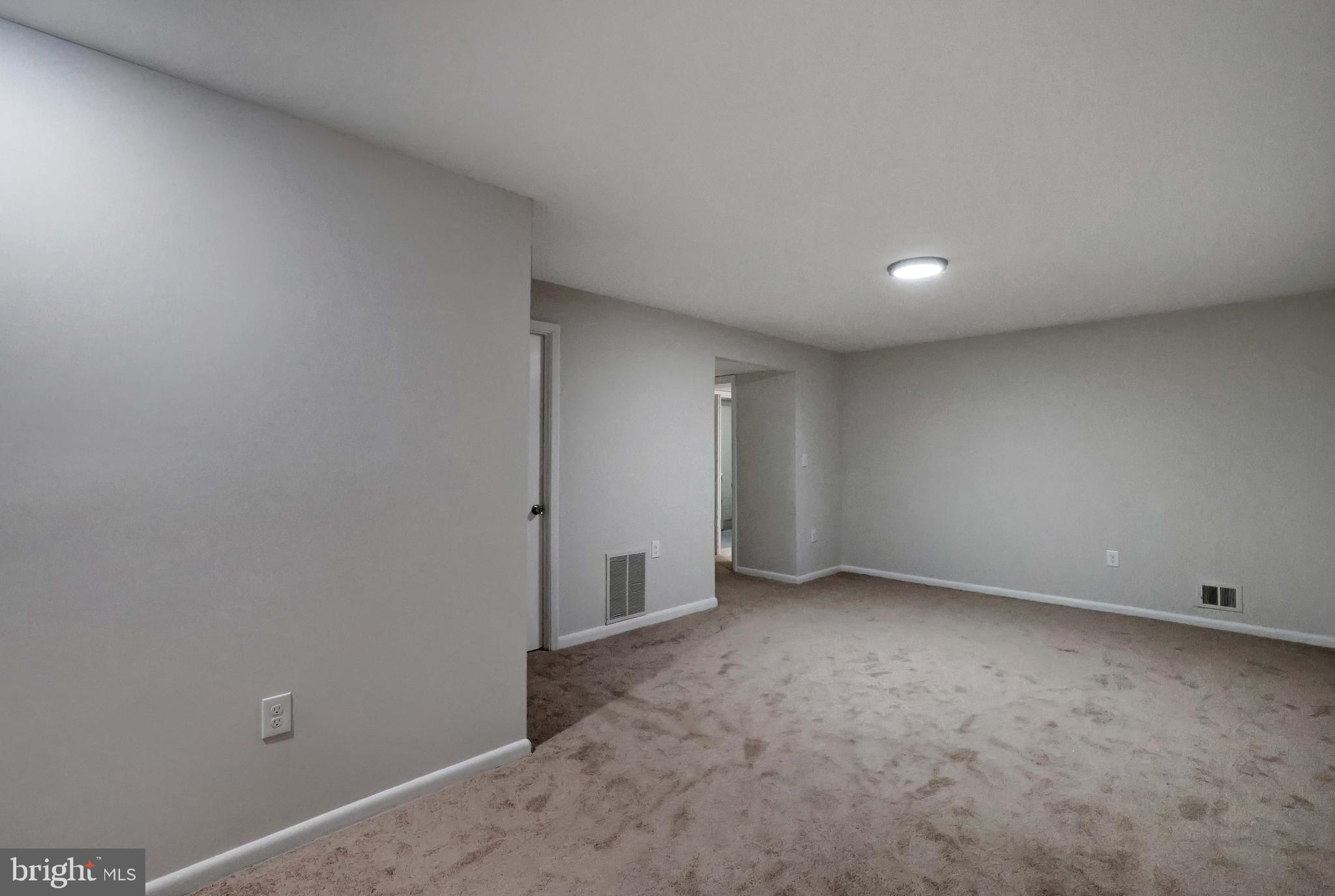 SILVER SPRING - Residential