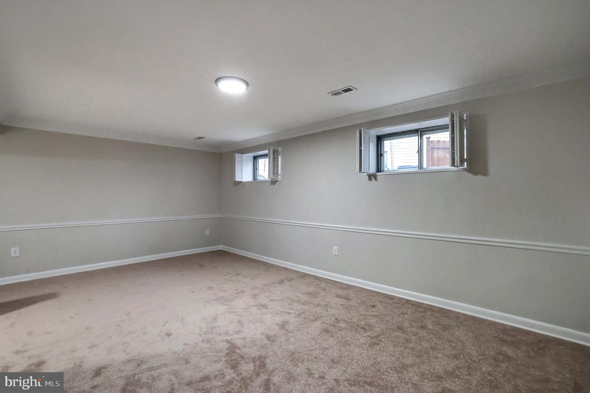 SILVER SPRING - Residential