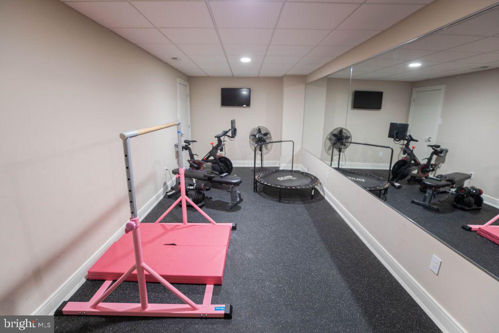 MERRICK FARM - Residential