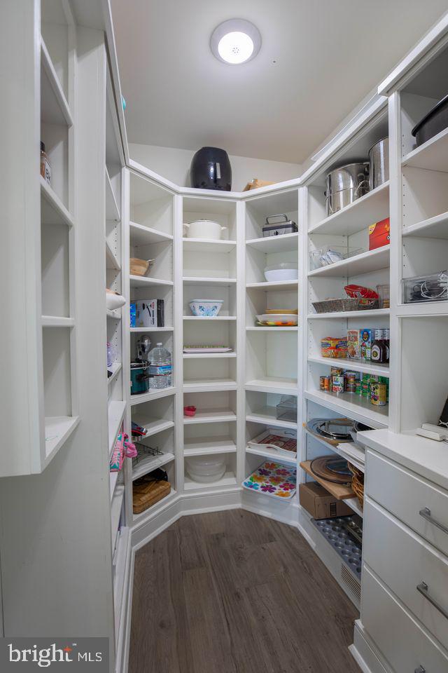 MERRICK FARM - Residential