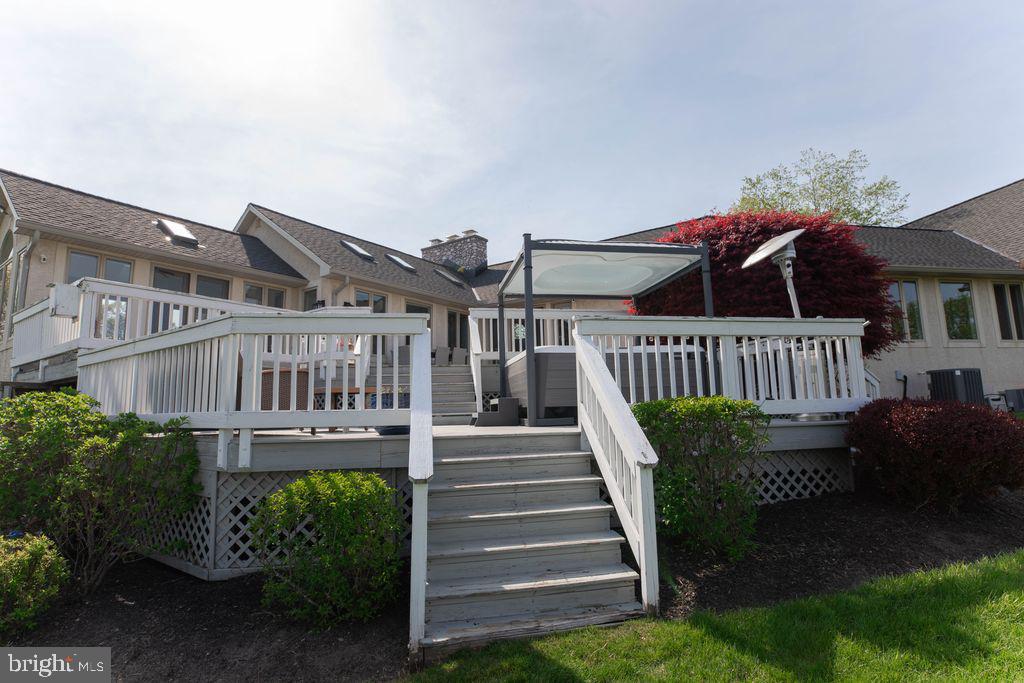 MERRICK FARM - Residential