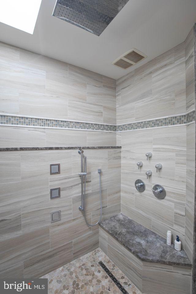 MERRICK FARM - Residential