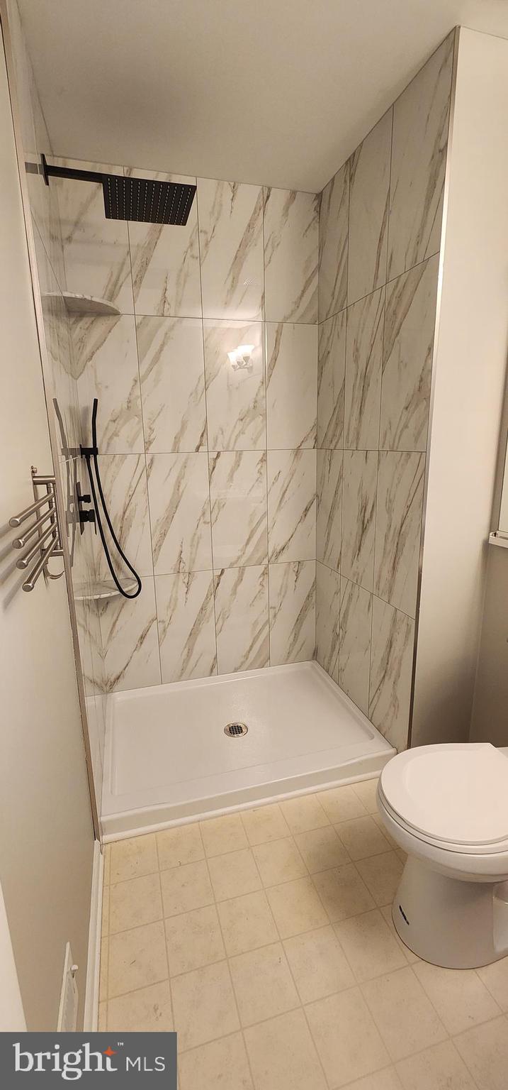 MONTGOMERY PLACE - Residential Lease