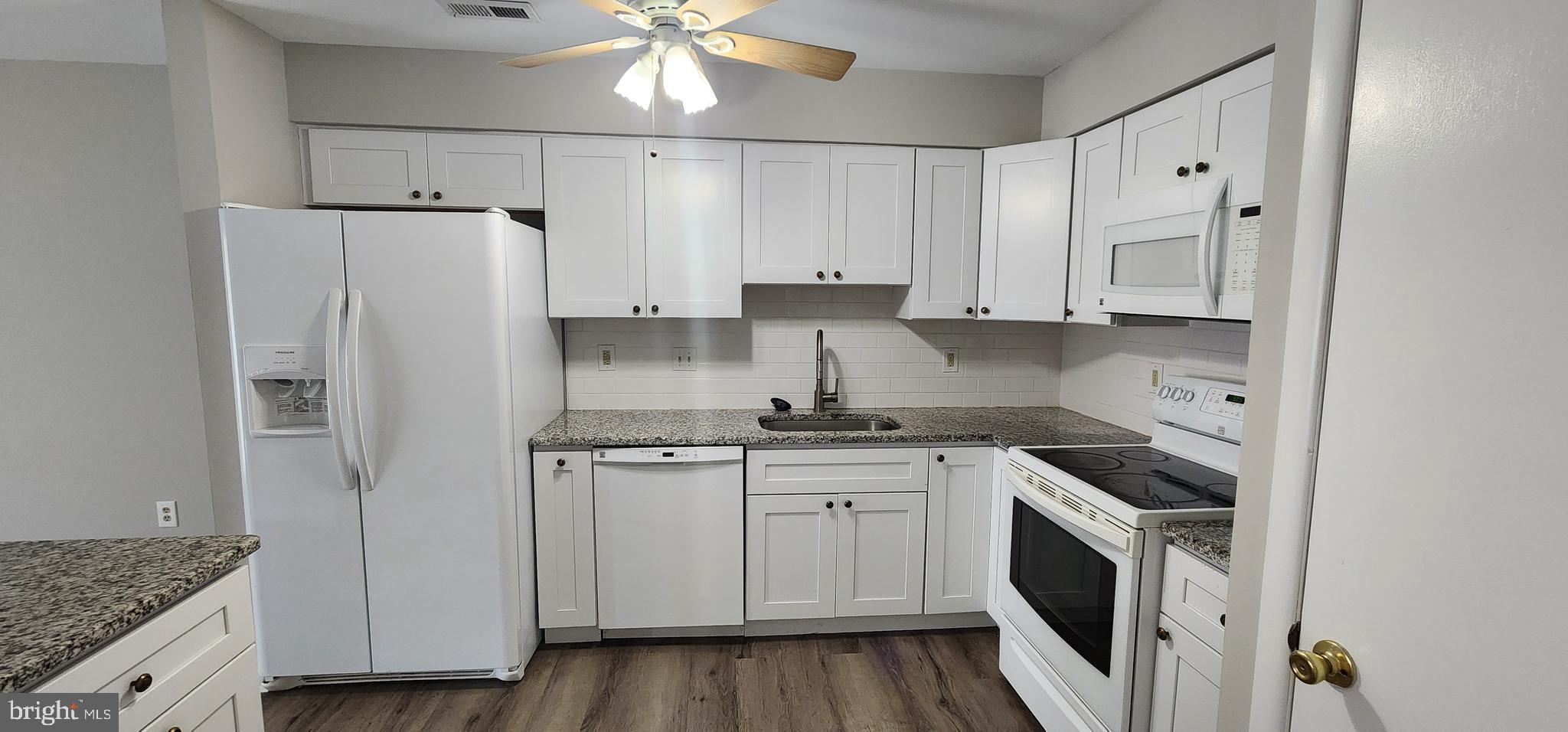 MONTGOMERY PLACE - Residential Lease