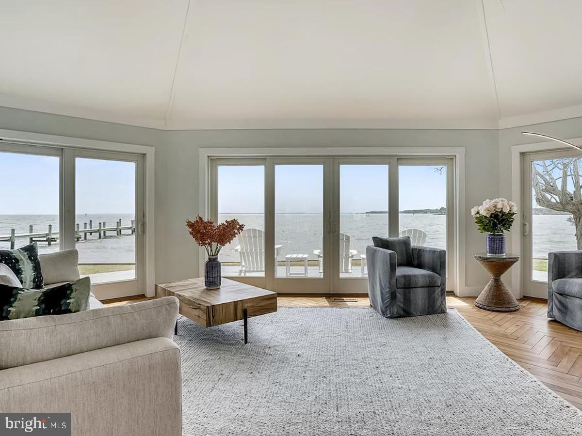 TILGHMAN ISLAND - Residential