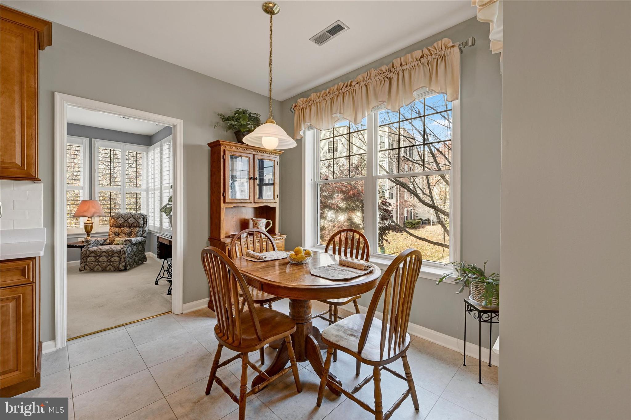 1312 SCOTTSDALE DRIVE H 254