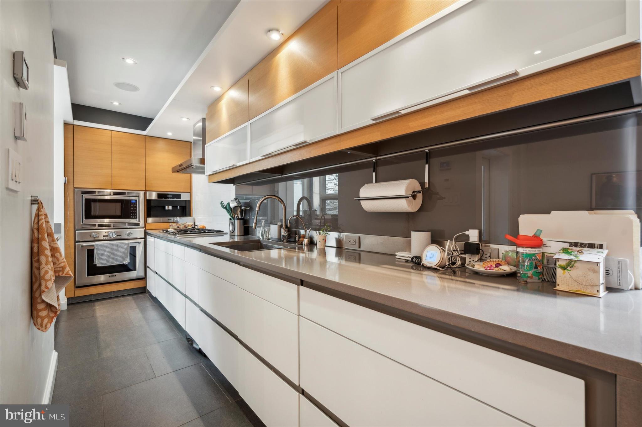 RITTENHOUSE SQUARE - Residential Lease