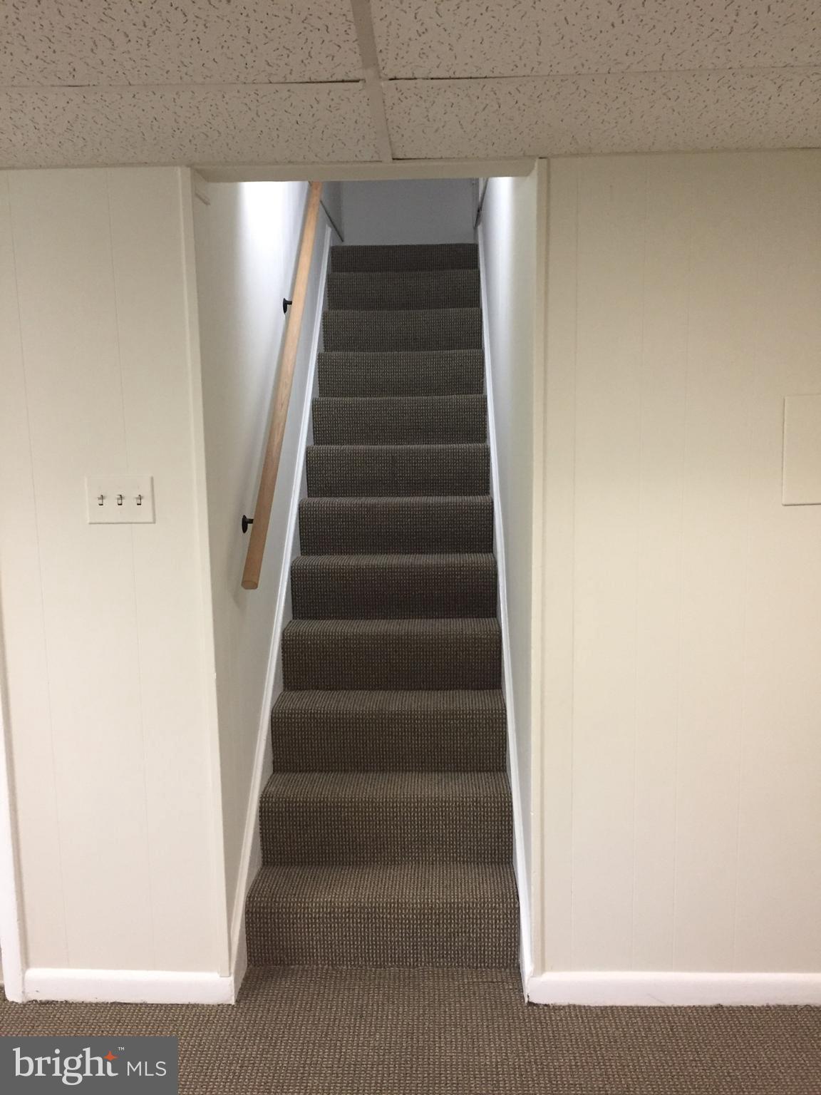 COLUMBIA PINES - Residential Lease