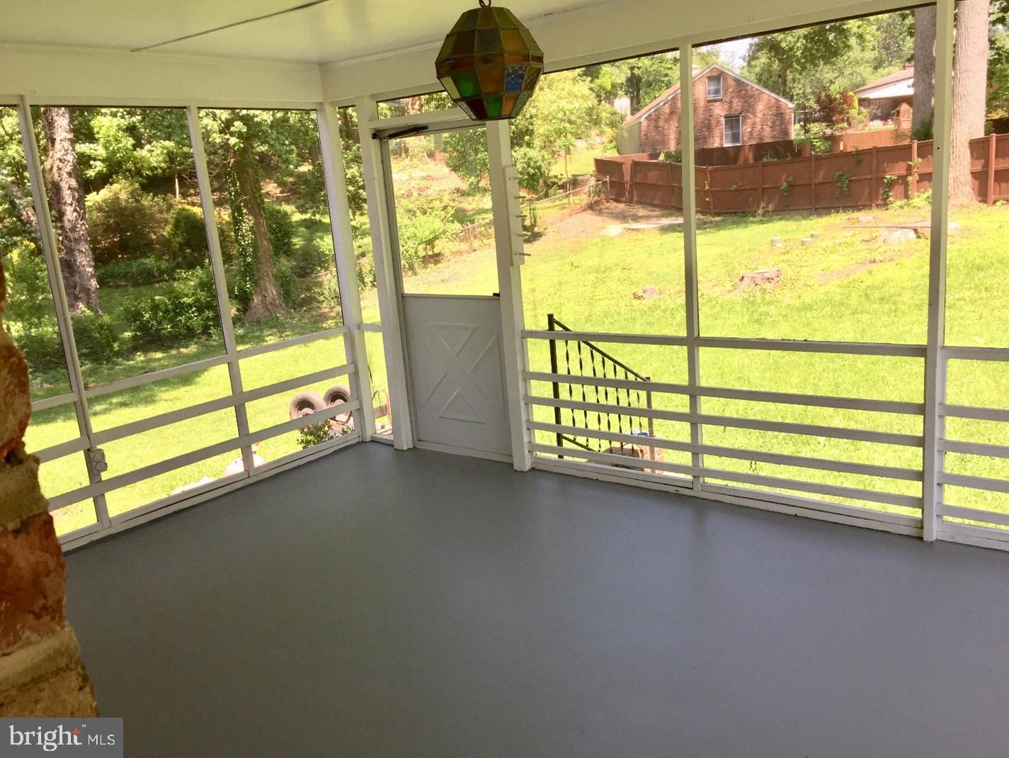 COLUMBIA PINES - Residential Lease