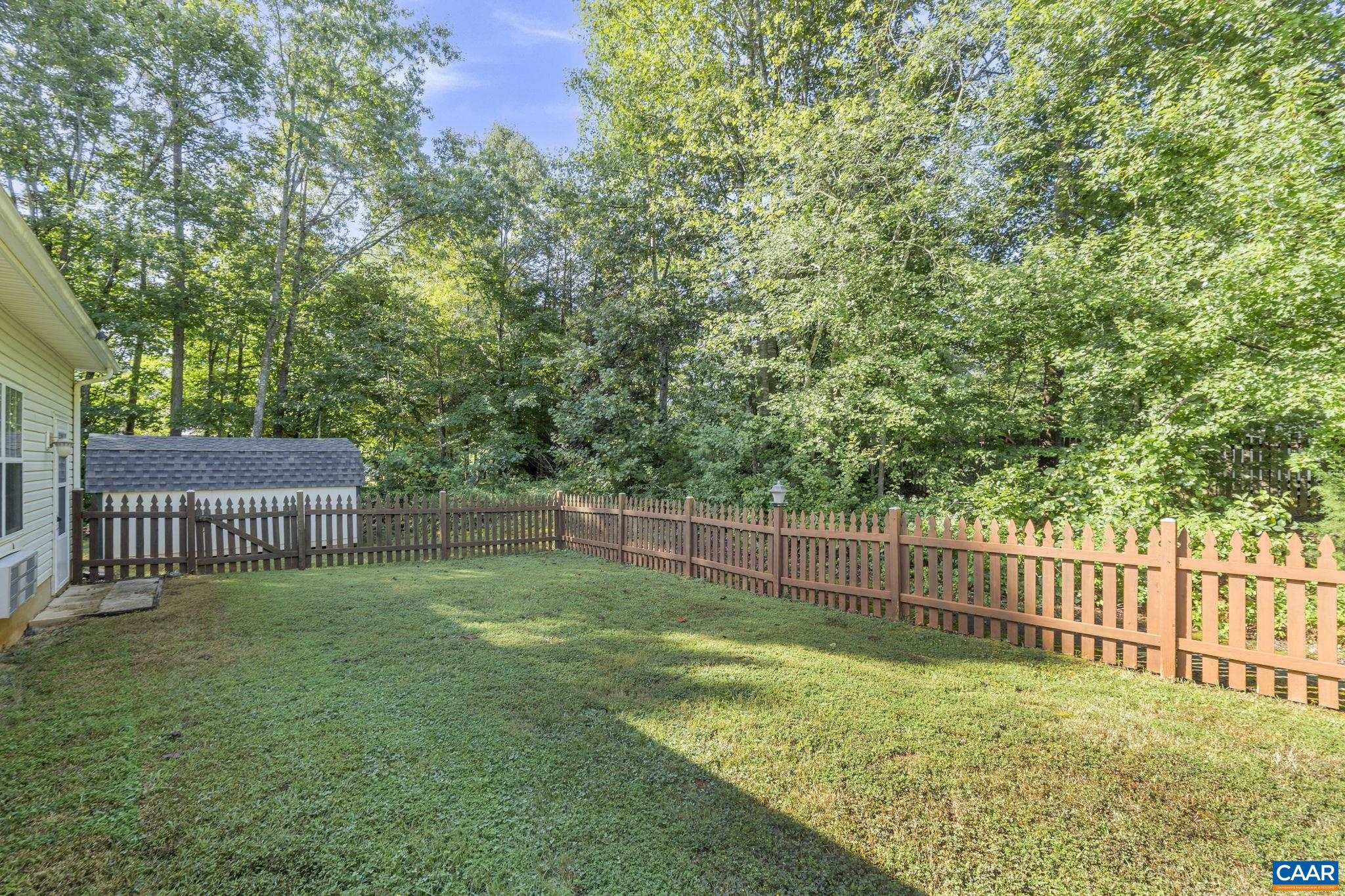 LAKE MONTICELLO - Residential