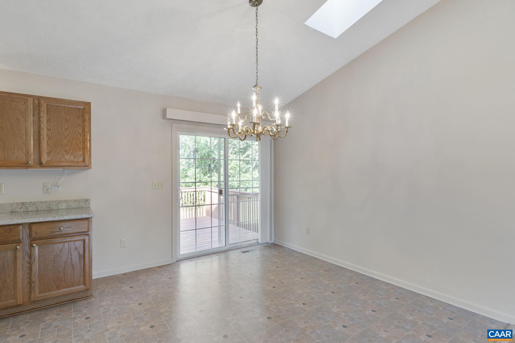 LAKE MONTICELLO - Residential