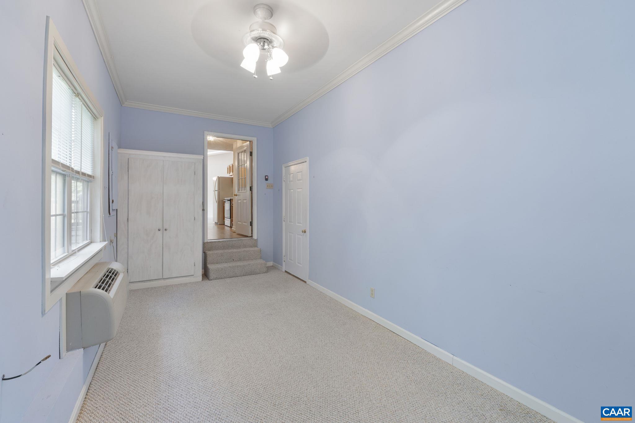 LAKE MONTICELLO - Residential