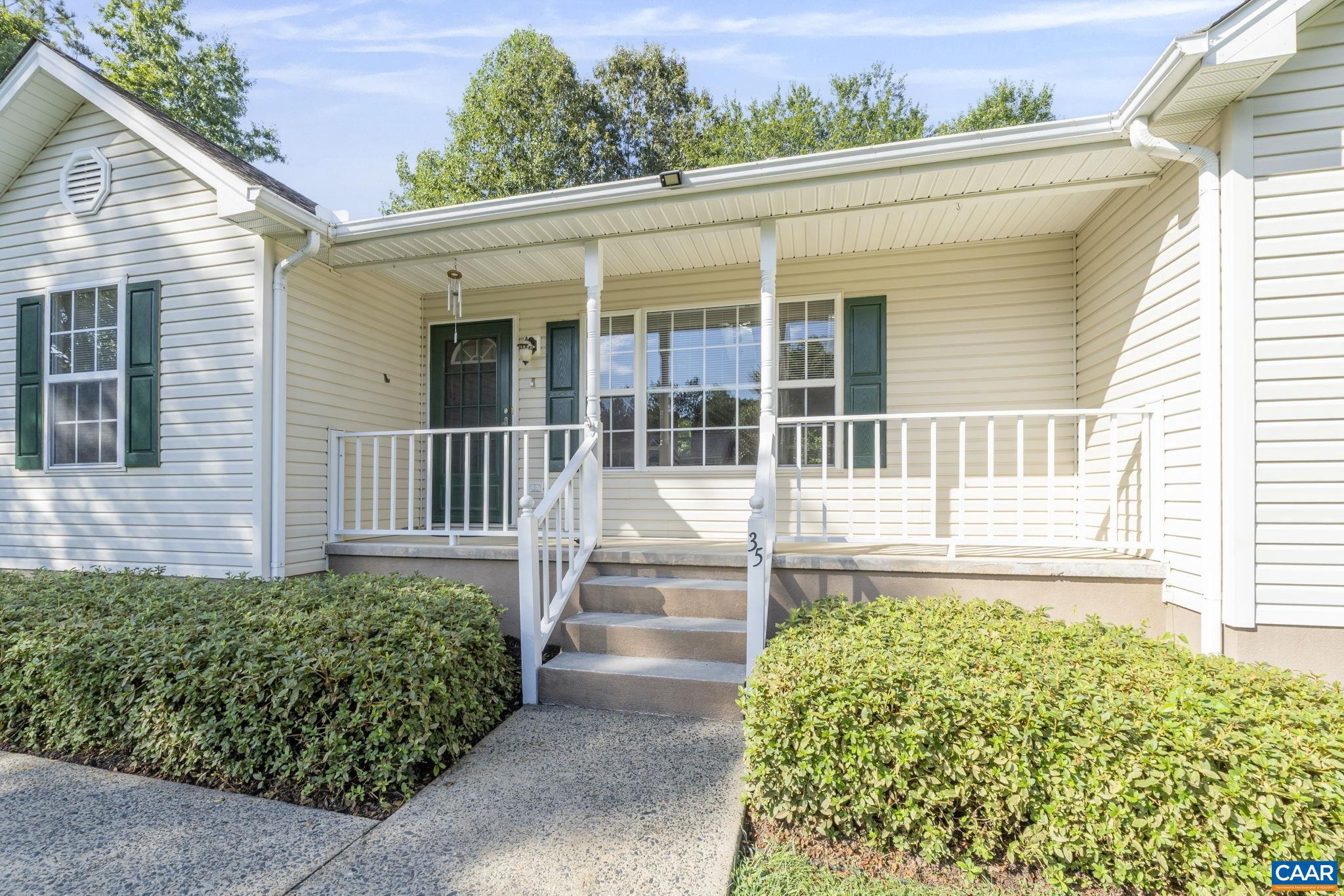 LAKE MONTICELLO - Residential