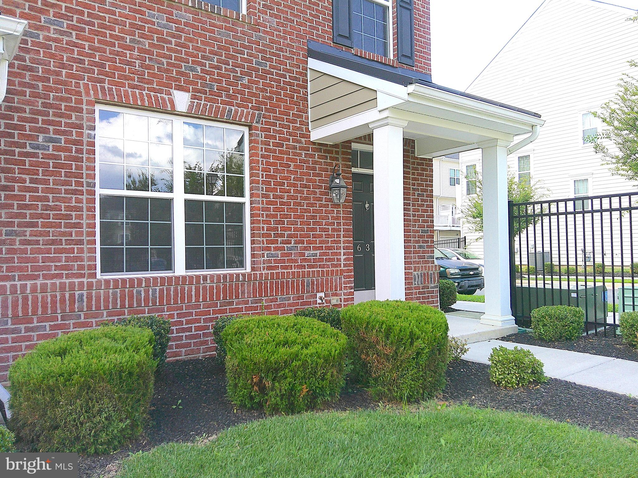634 MCCOMB PLACE