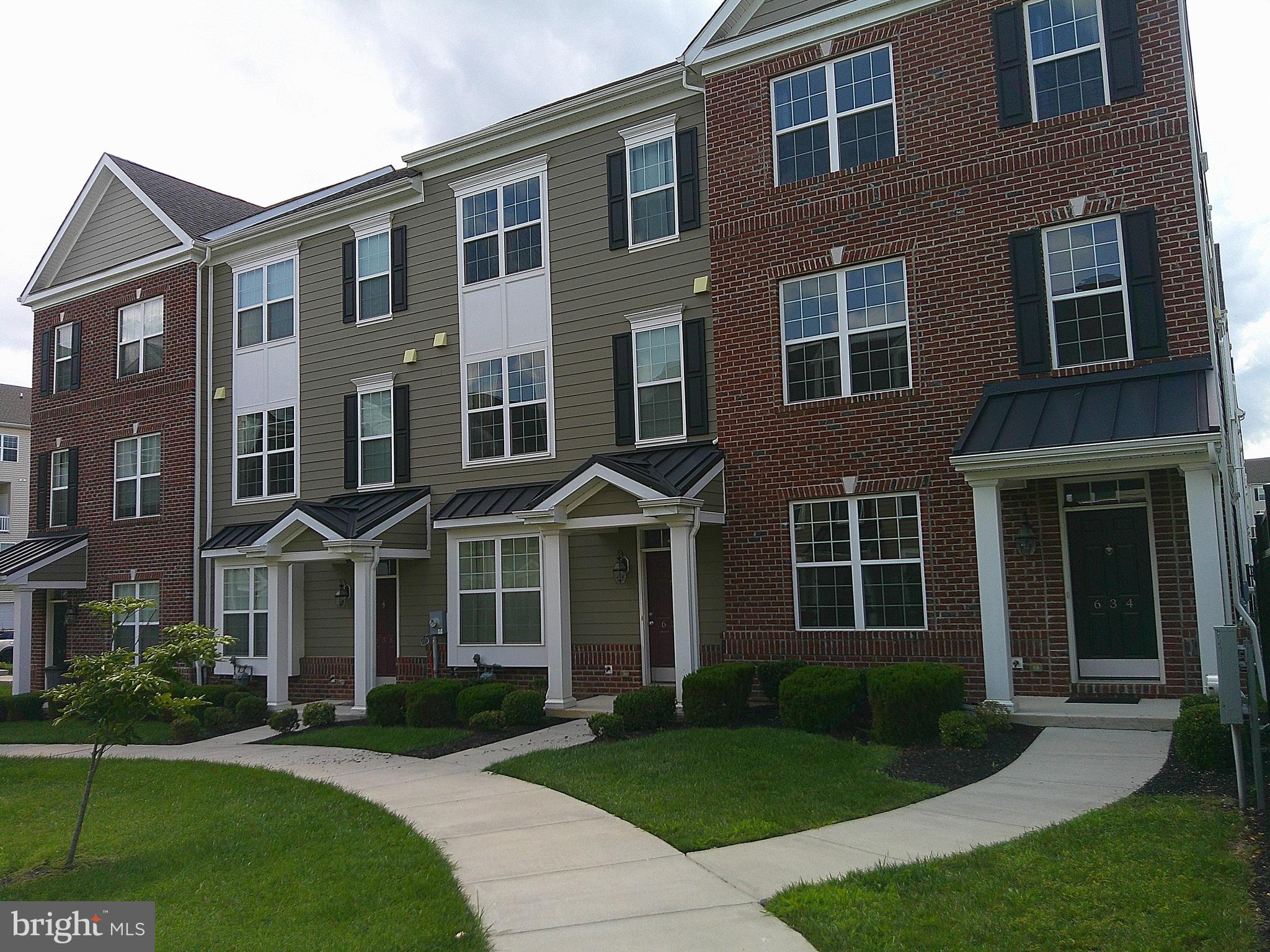 634 MCCOMB PLACE