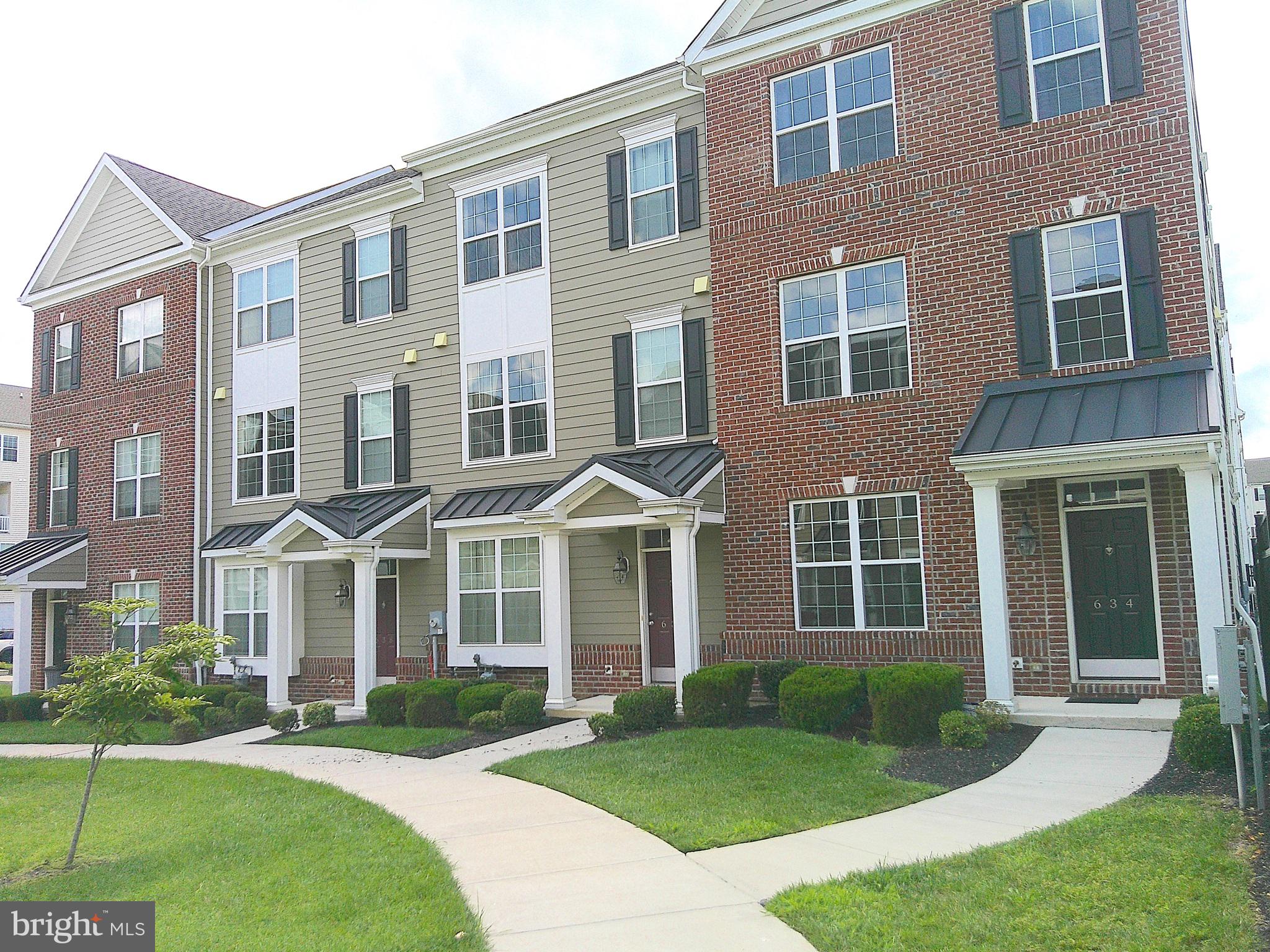 634 MCCOMB PLACE