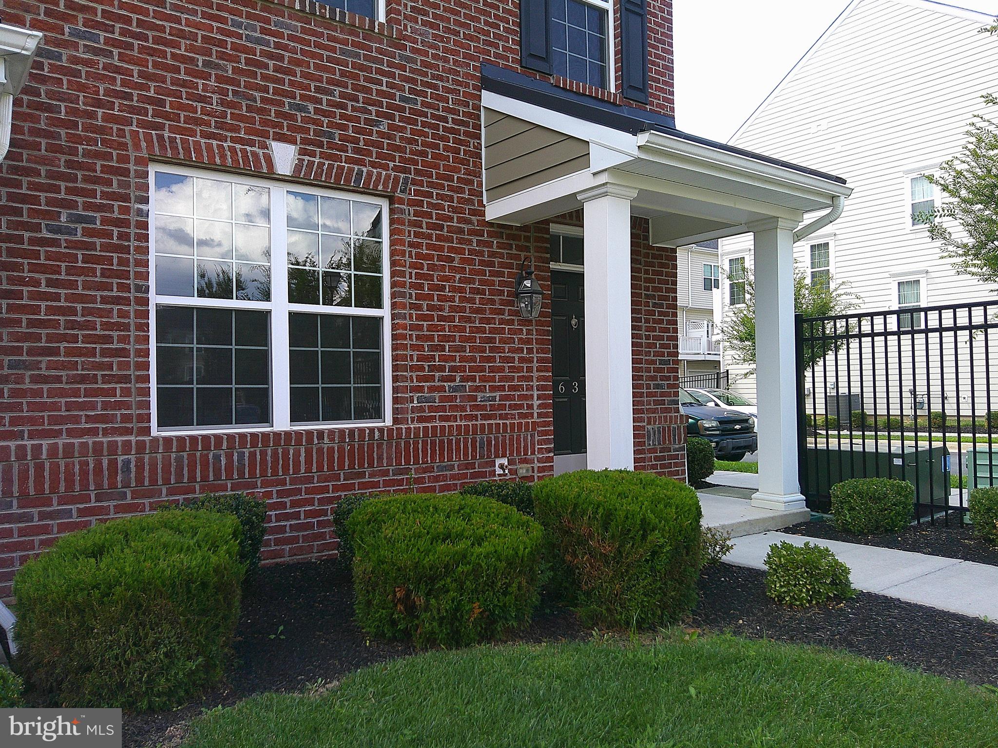 634 MCCOMB PLACE