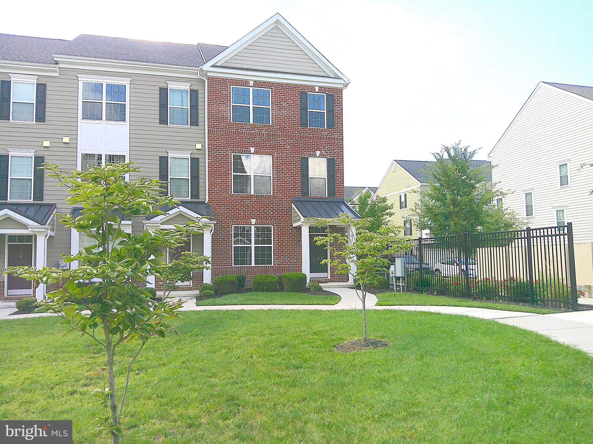 634 MCCOMB PLACE