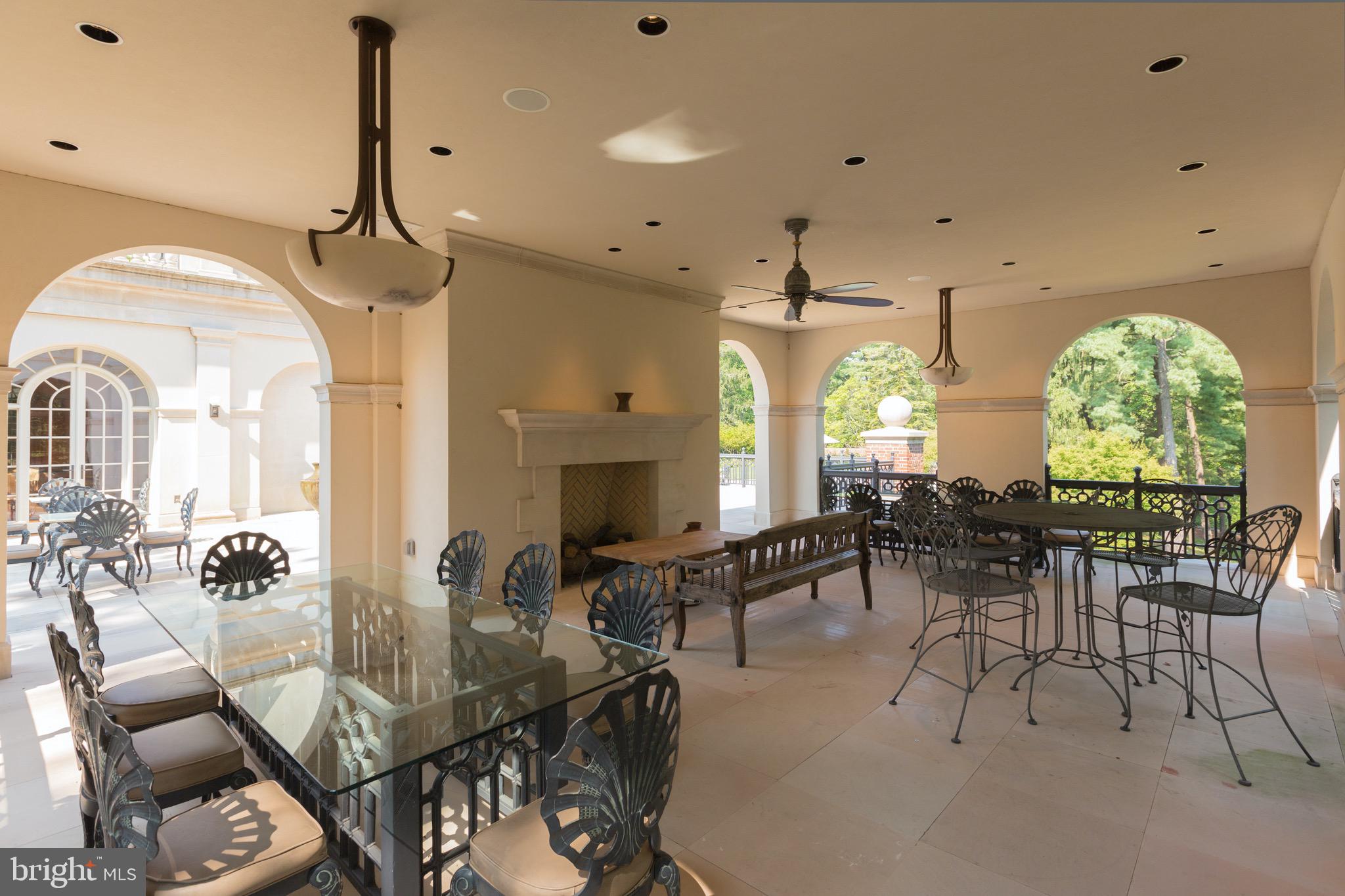 WINCHESTER ESTATES - Residential