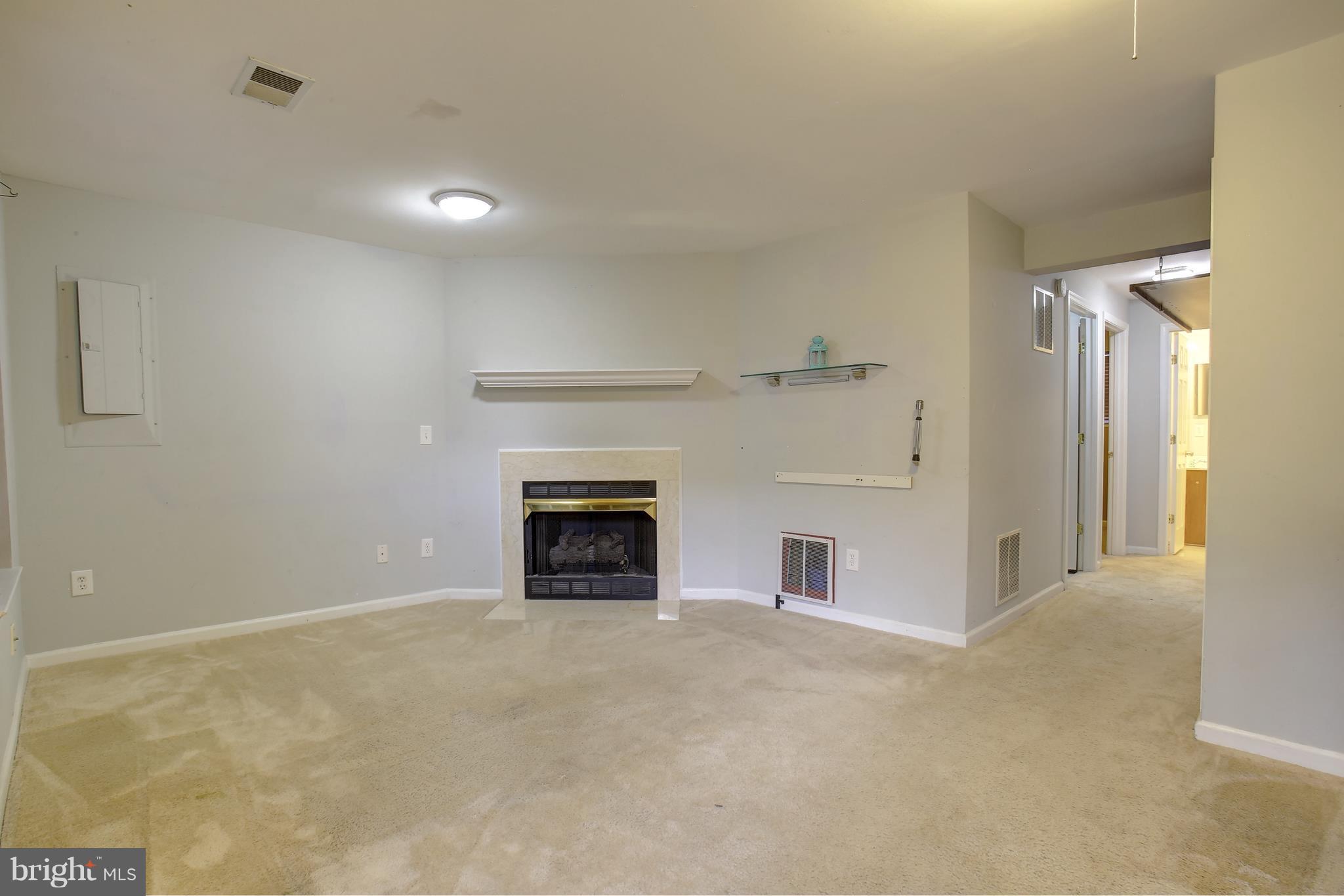 SYCAMORE HILL - Residential